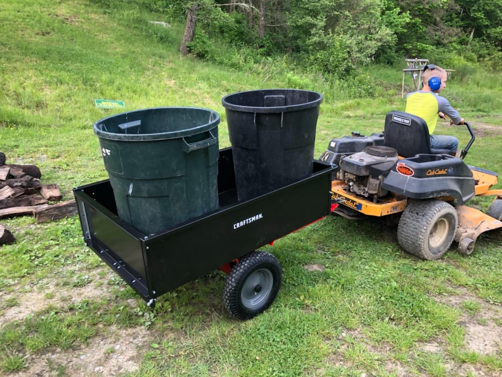 CRAFTSMAN, CMXGZBF7124355, 750-lb Capacity Steel Tow Behind Dump Cart, 12 Cubic Feet Capacity, Removable Tailgate - Garden Utility Trailer, 16” x 4” Pneumatic Tires customer photo 2
