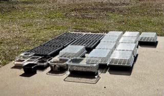 Gardzen 5-Set Seed Starter Tray Kits, Durable Plant Germination Trays with Humidity Vented Domes and Bases, Ideal for Seed Starting, Indoor Gardening, and Greenhouse (Total 200 Cells) | Durable Plant Germination Kit with Humidity Control Domes for Indoor Gardening, Greenhouse and Starting Seeds customer photo 1