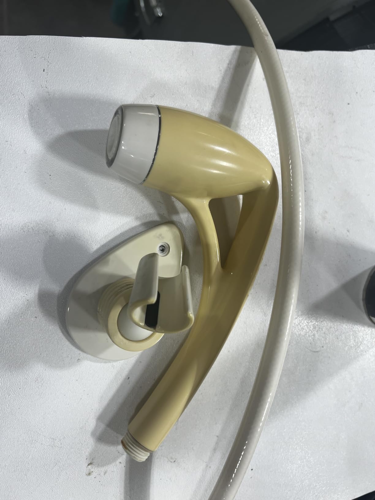 Oxygenics 26488 BodySpa RV Handheld Shower, Modern Style, 60-Inch Hose, Non-Stick Finish, 2 Settings, Limited customer photo 1