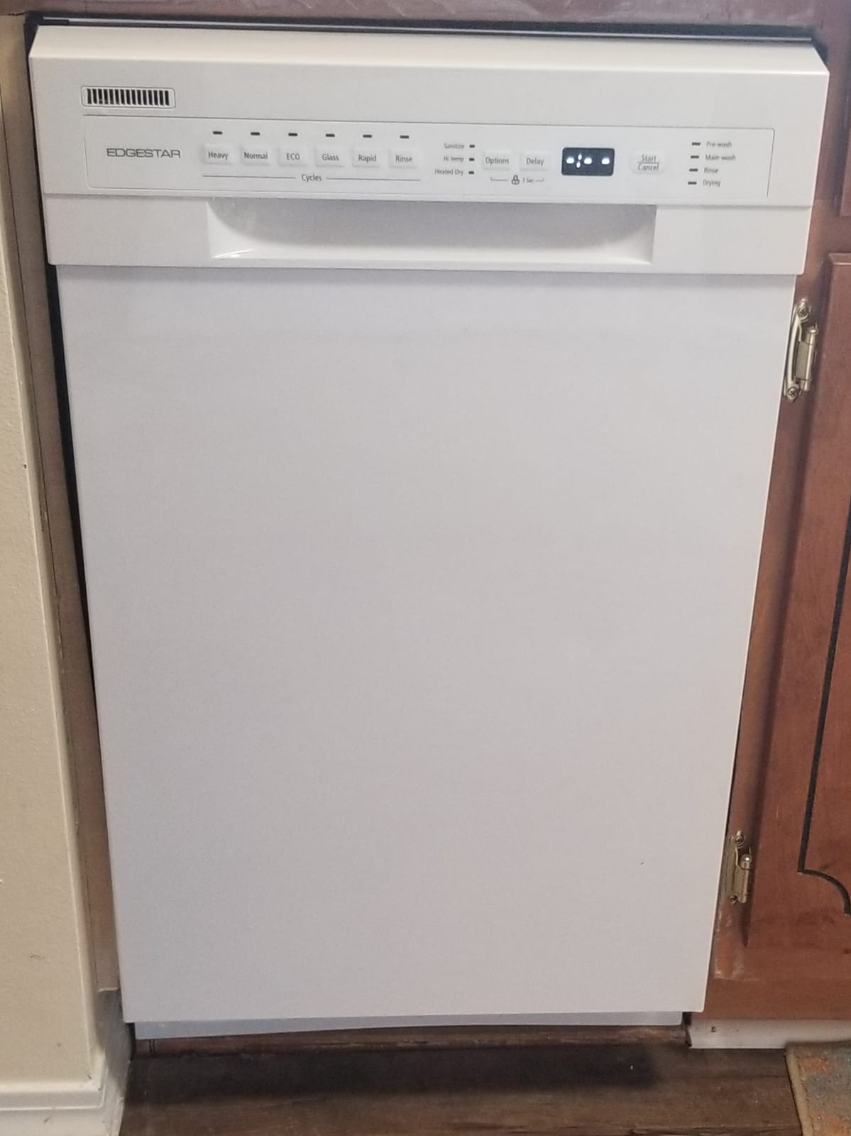 EdgeStar 18 Inch Wide Built-In Dishwasher customer photo 2