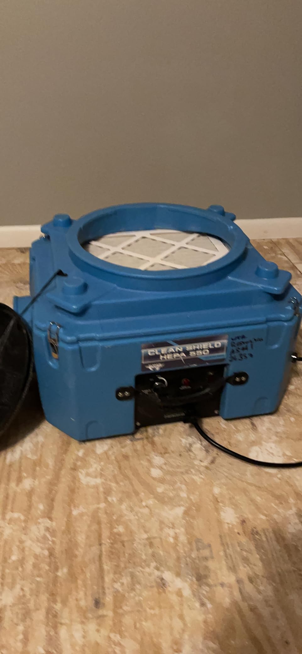 ALORAIR Air Scrubber with 3 Stage Filtration, Clean Shield Hepa 550, Blue customer photo 1