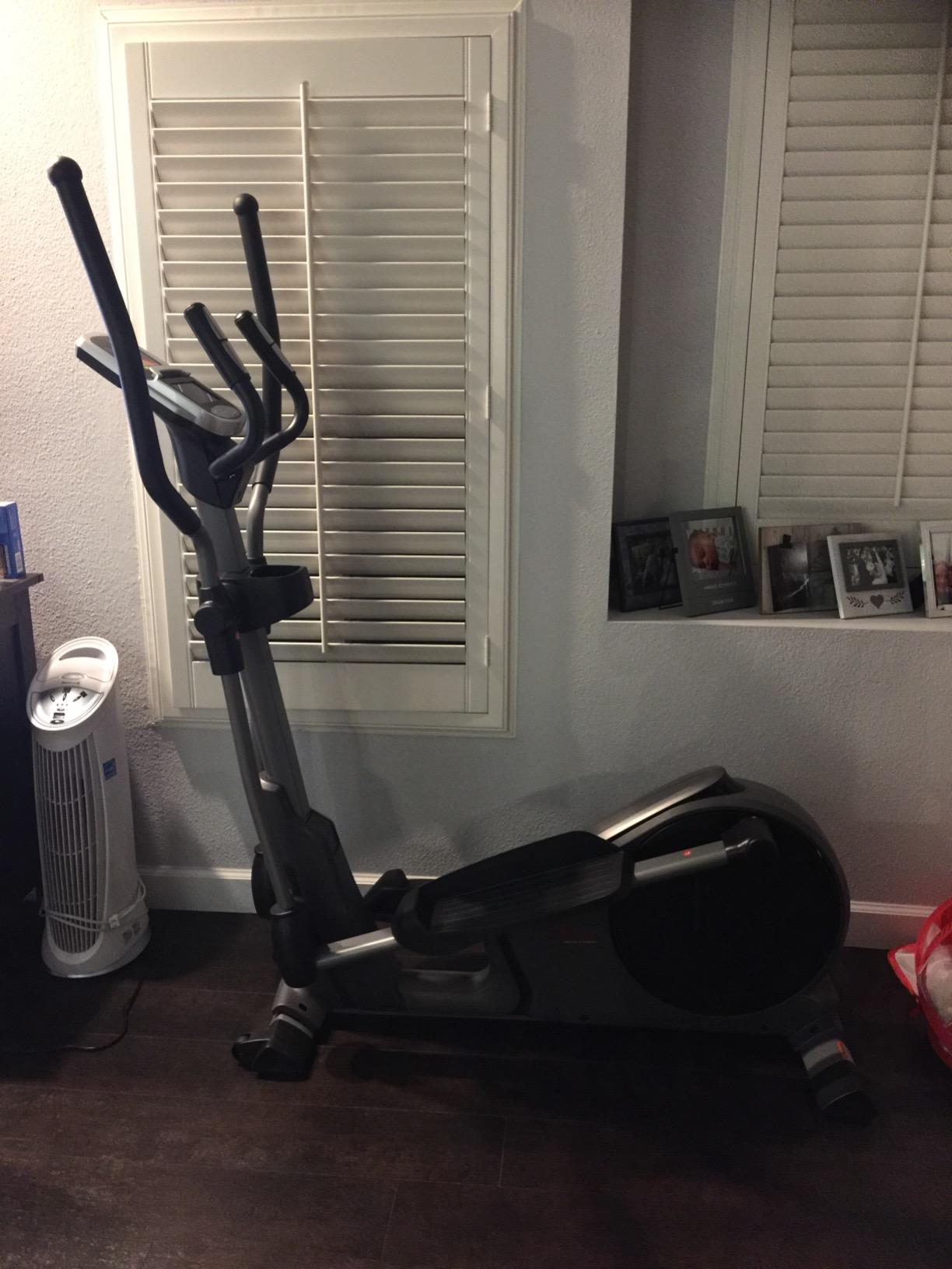 Sunny Health & Fitness Heavy Duty Elliptical Machine with Full Body Workout customer photo 1