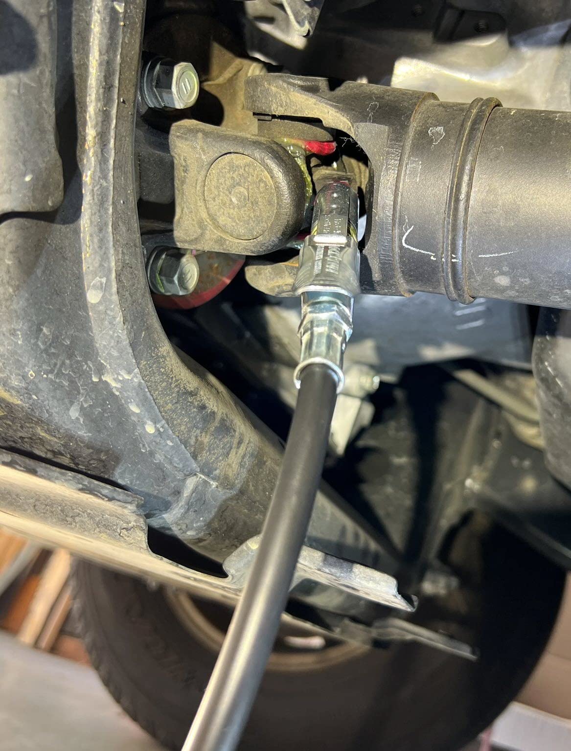 Lock N Lube Pistol Grip Heavy Duty 5000 Psi Grease Gun customer photo 2
