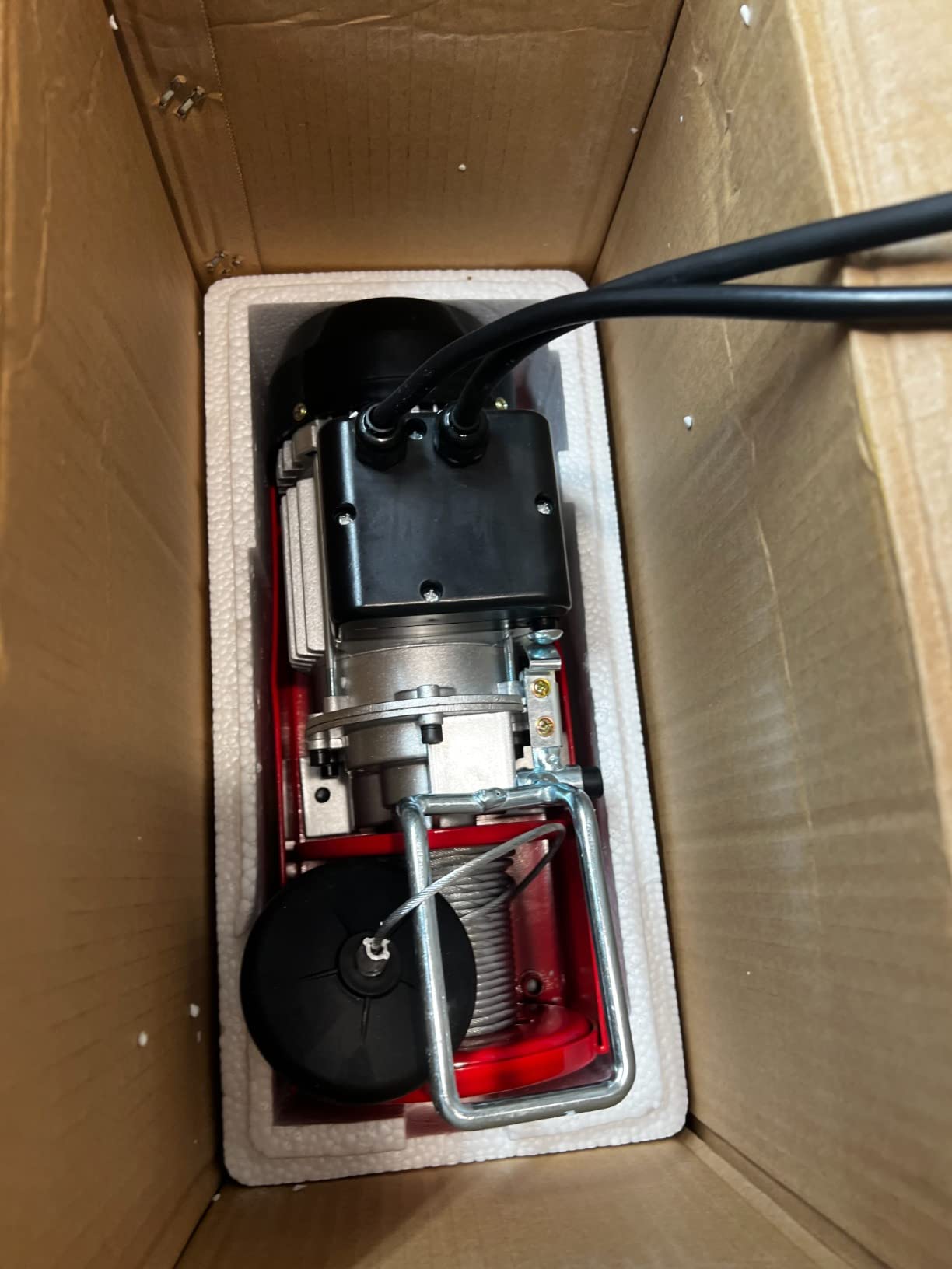 VIVOHOME Electric Hoist, 110V 440 Lbs Winch with Remote Control customer photo 2