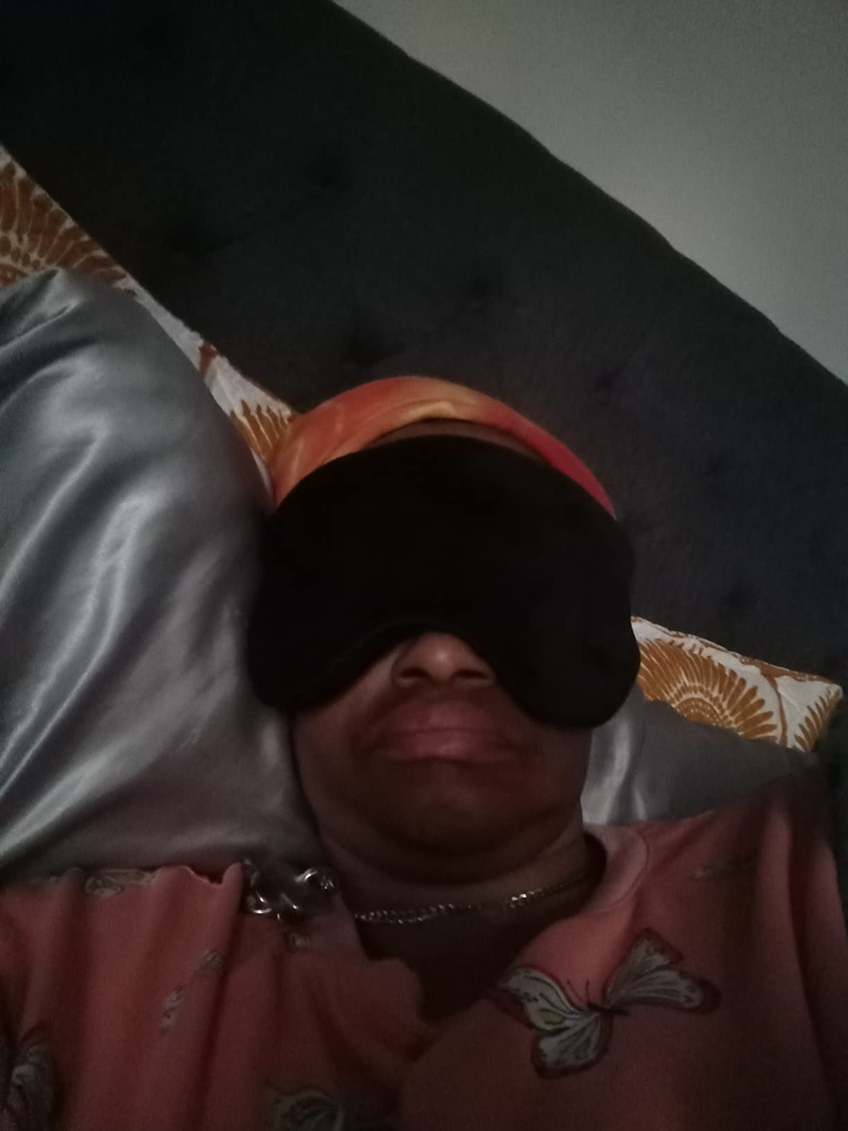 Sivio Weighted Eye Mask for Sleeping, Blackout Sleep Mask for Women & Men customer photo 1