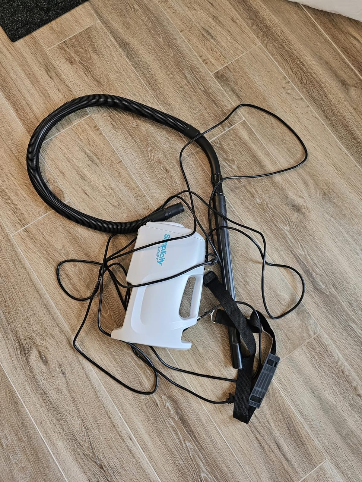 Simplicity Vacuums Handheld Canister Vacuum with Carry Strap for Hard Floors and Rugs, Car Detailing Vacuum Cleaner, S100 customer photo 1