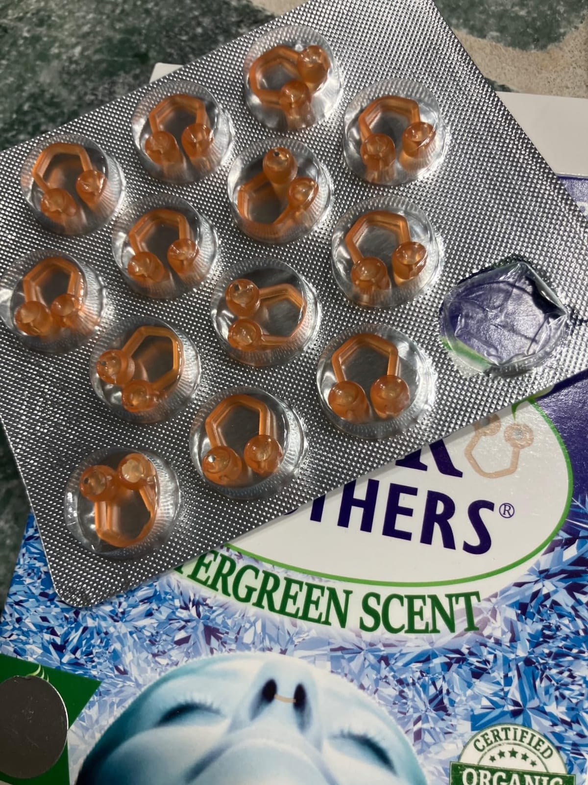 Vapor Soothers Nasal Dilators for Breathing & Congestion Relief | Nose Plugs for Smells | Hidden Nostril Opener Inserts with Menthol | Snoring Support for Day & Night Use, Peppermint, 28 Count customer photo 1