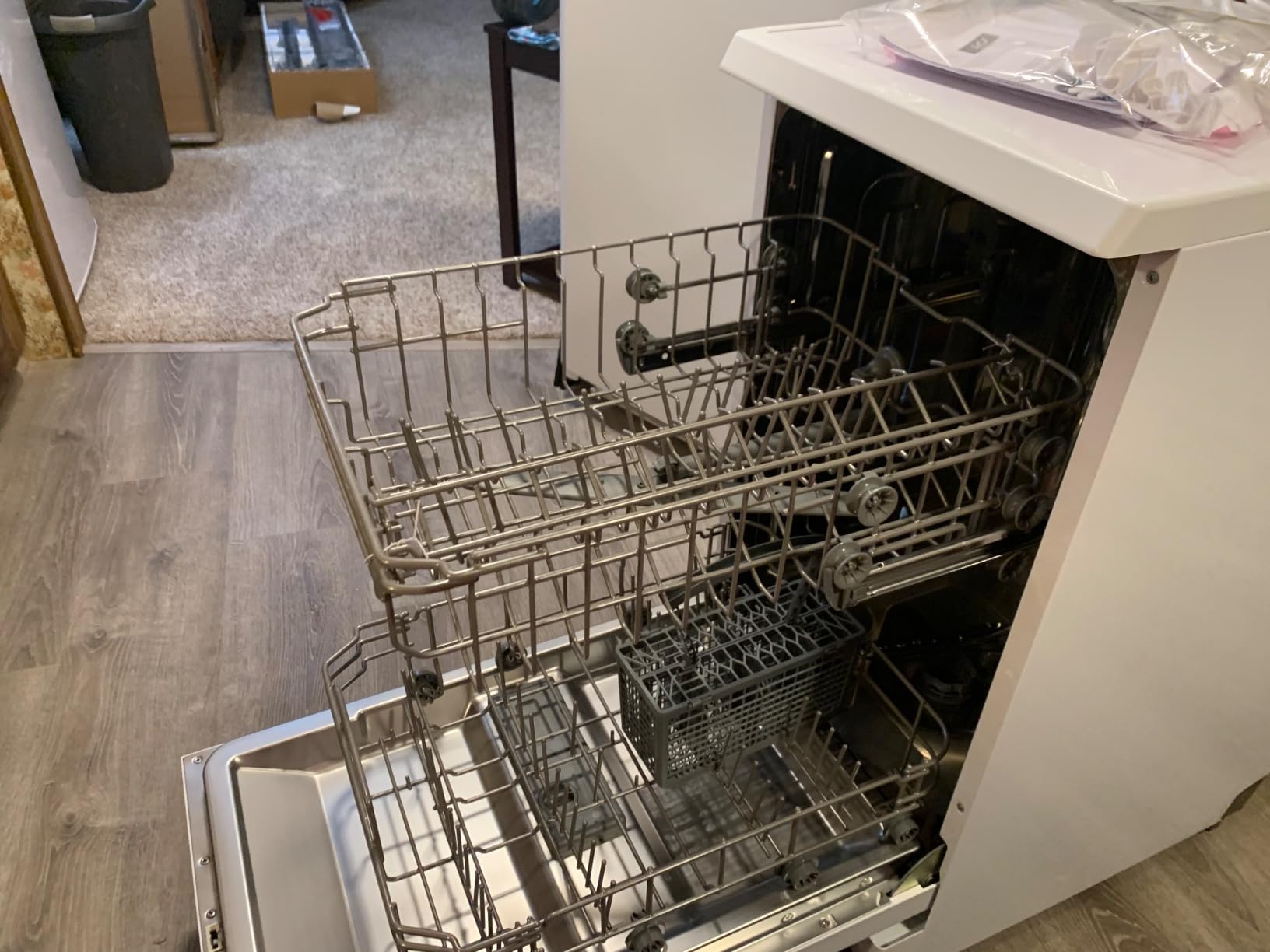 SPT SD-9263W 18″ Energy Star Portable Dishwasher – White customer photo 1
