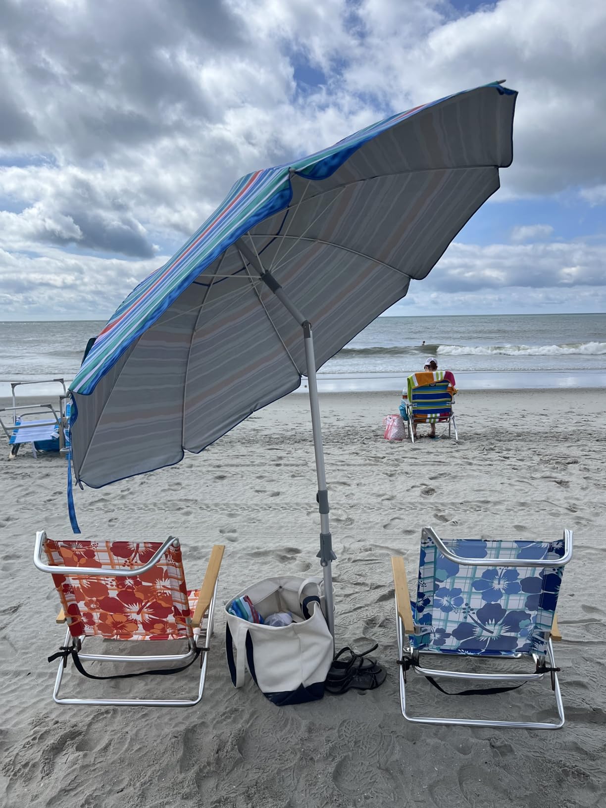 Blissun 7.2' Beach Umbrella with Sand Anchor, Outdoor Portable Beach Umbrella for Sand with Tilt Pole, Carry Bag, Air Vent customer photo 1
