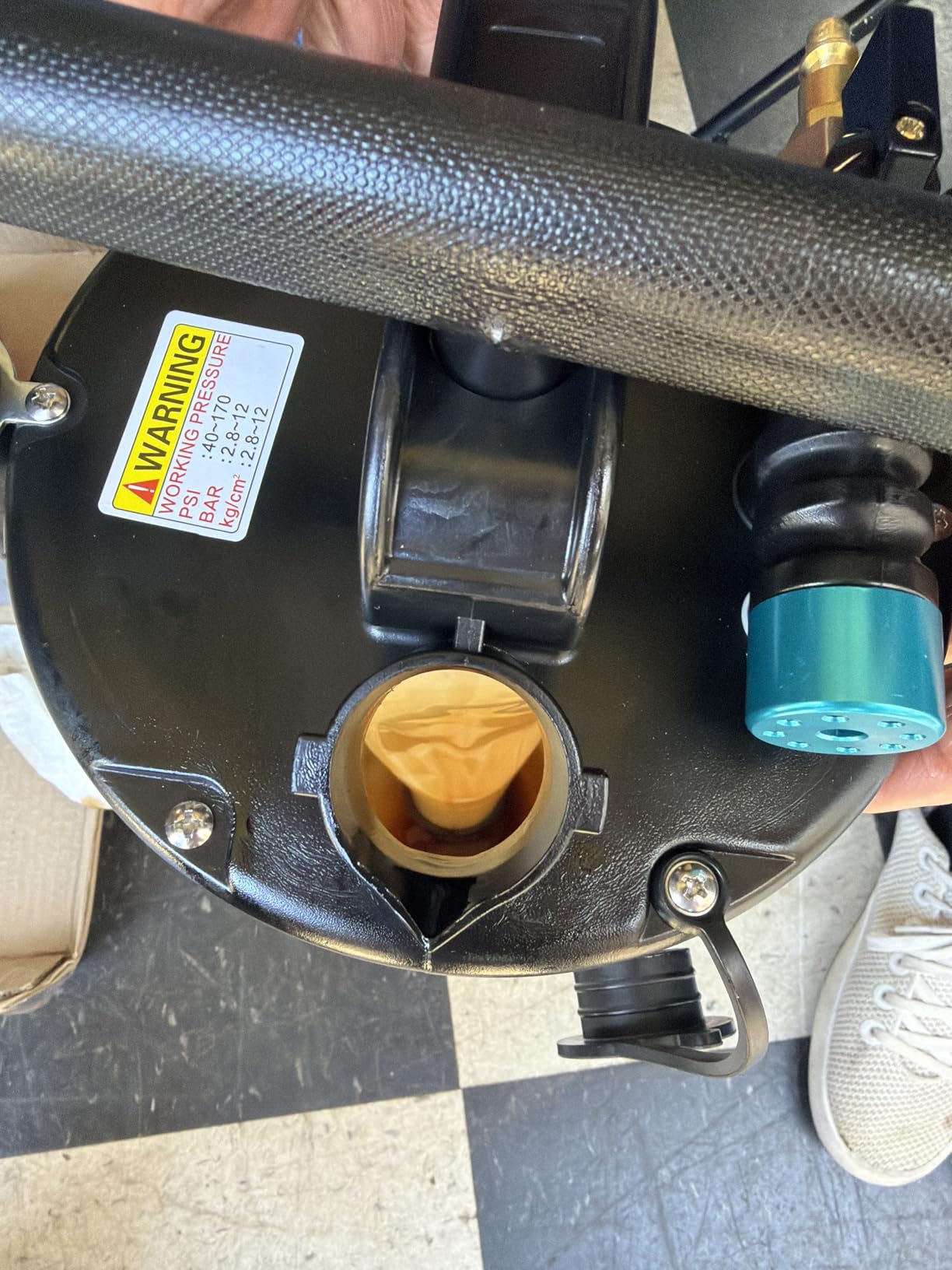 FOUR UNCLES 6.5L Pneumatic/Manual Oil Extractor Pump customer photo 1