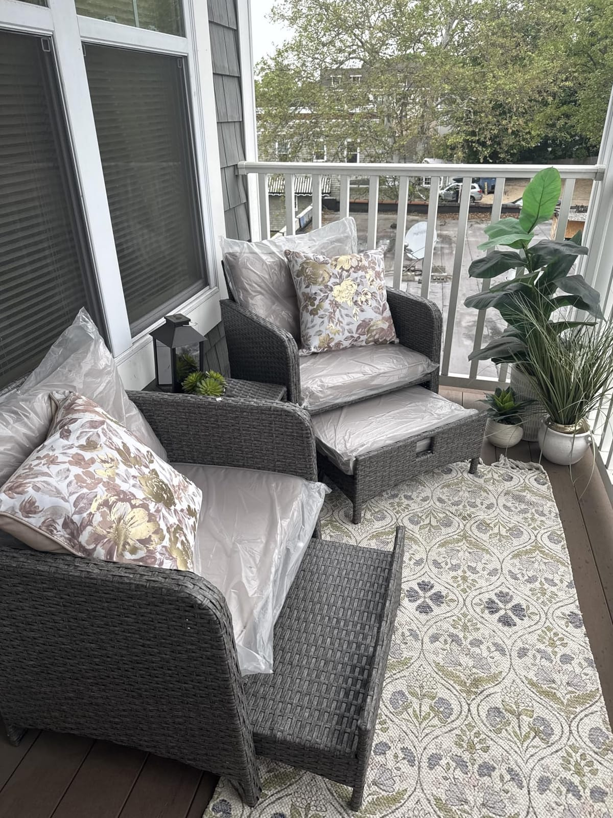 Pamapic 5 Pieces Patio Furniture Set, Rattan Balcony Furniture with Ottomans, PE Wicker Outdoor Patio Chairs Set with Coffee Table for Poolside, Porch, Lawn, Garden, Balcony(Beige) customer photo 2