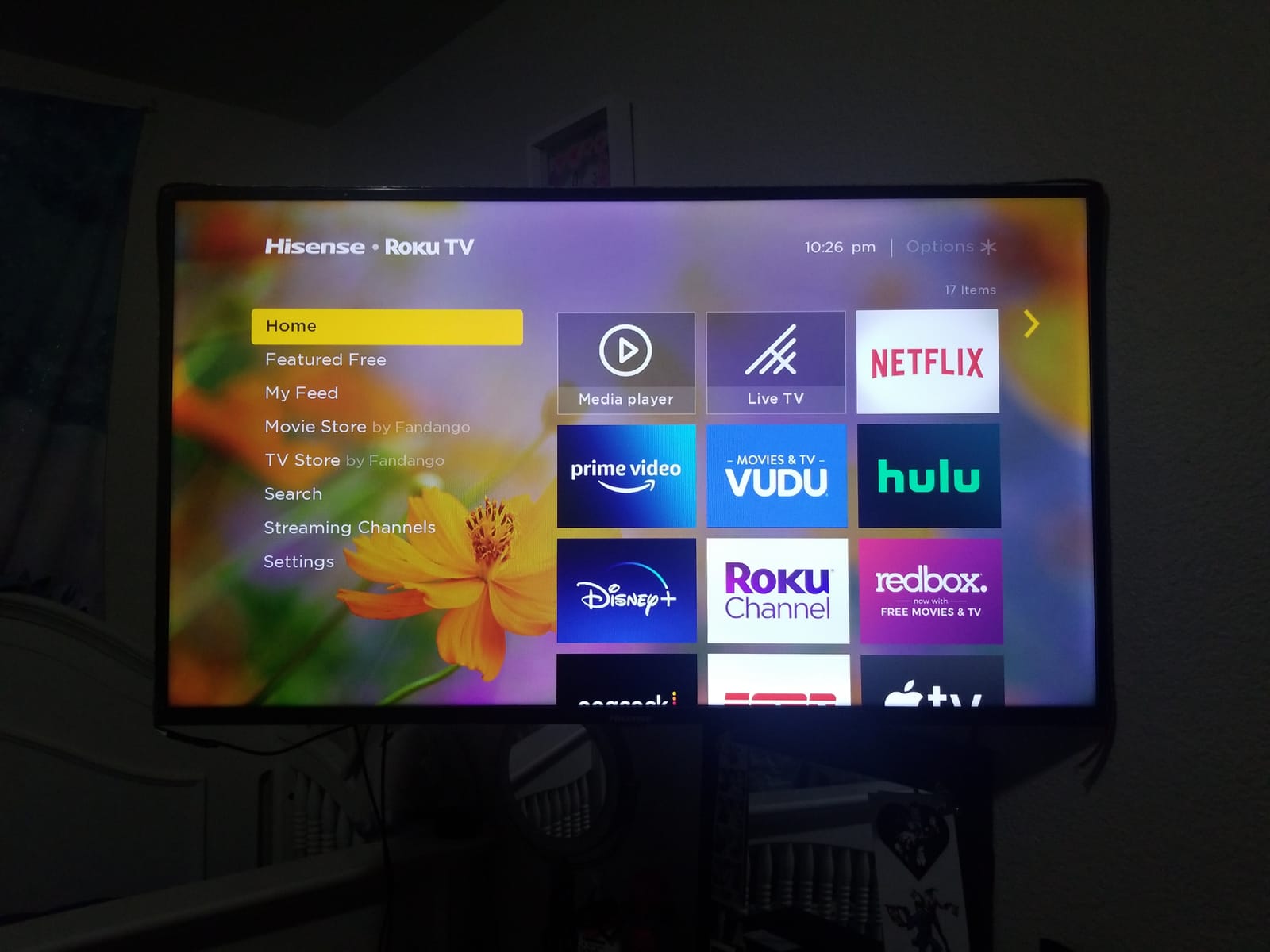 Hisense 40-Inch Class H4 Series LED Roku Smart TV with Alexa Compatibility (40H4F, 2020 Model) customer photo 1