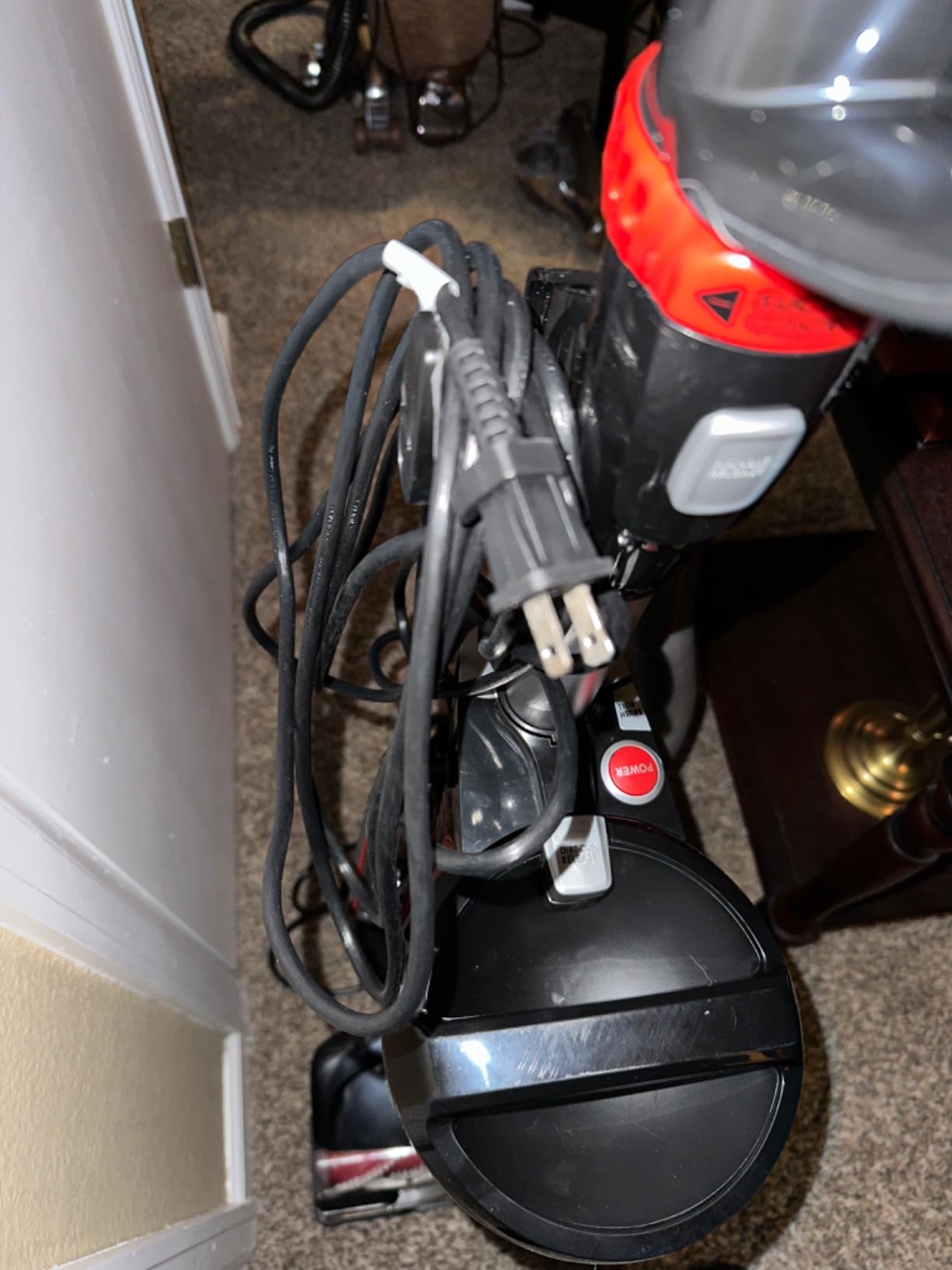 Hoover MaxLife Pro Pet Swivel Vacuum Cleaner, Bagless Upright Vac customer photo 1