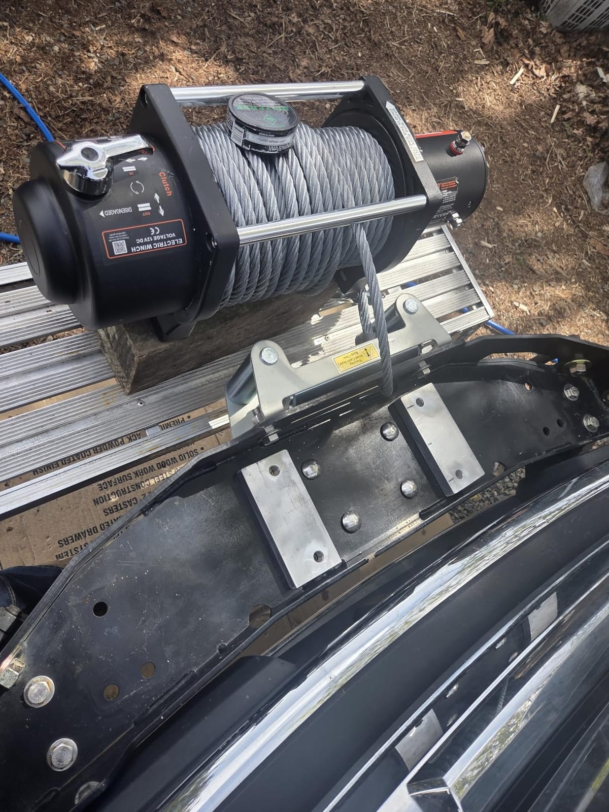 VEVOR Electric Winch 12000 lbs 12V DC Truck Winch 0.36in x 85ft Steel Cable customer photo 1