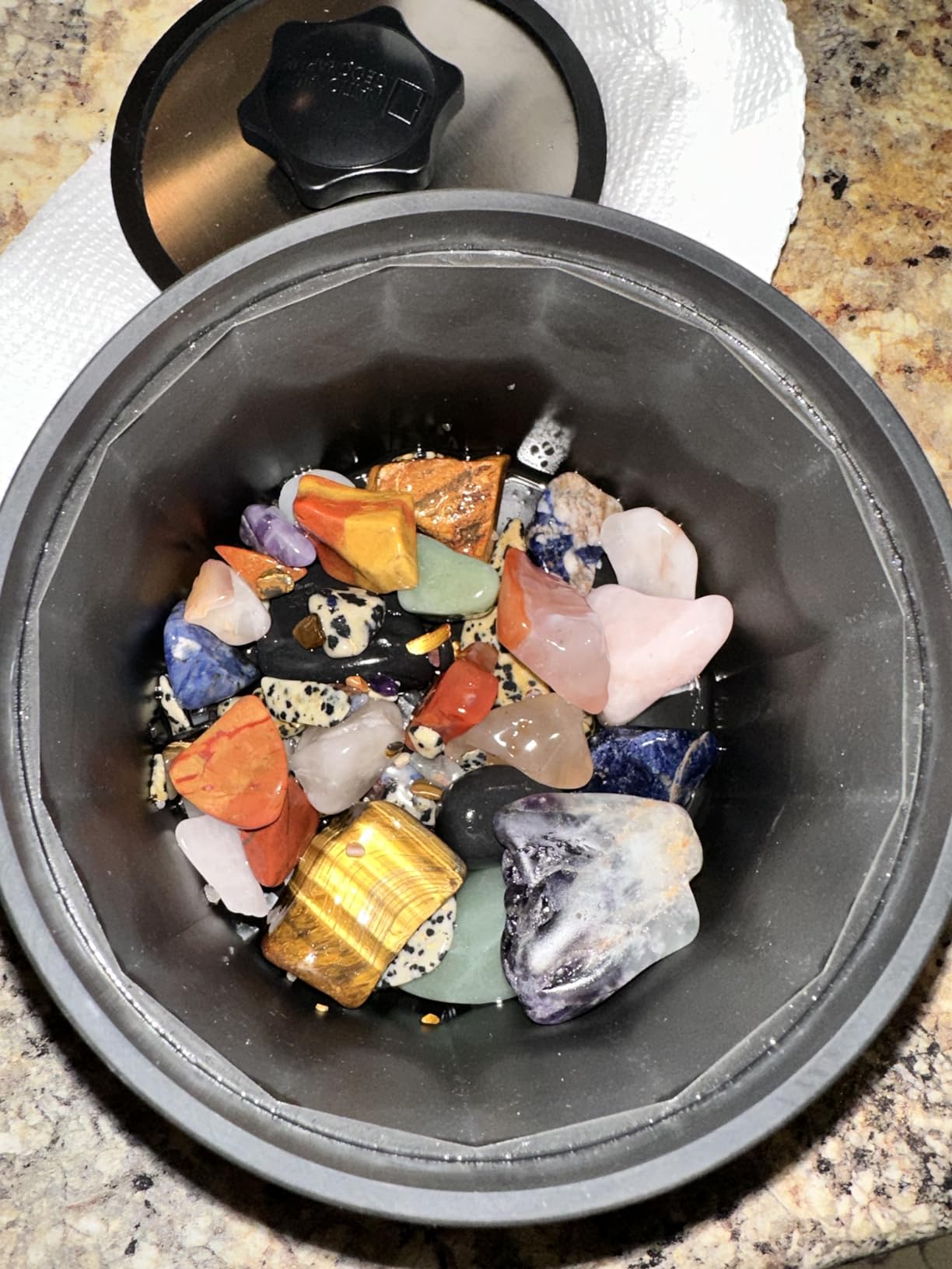NATIONAL GEOGRAPHIC Professional Rock Tumbler Kit - Complete Rock Tumbler for Adults & Kids with Durable 2 Lb. Barrel, Rocks, Grit, and Patented GemFoam Finishing Foam Polish, Rock Polisher customer photo 2