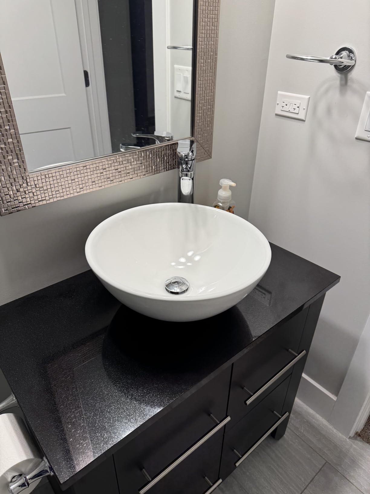 Mocoloo Oval Vessel Sink 16'' x 13'' Bathroom Sink Countertop Oval Shape Small Ceramic Bathroom Sinks White Porcelain Vanity Bowl Above Counter Art Basin customer photo 2