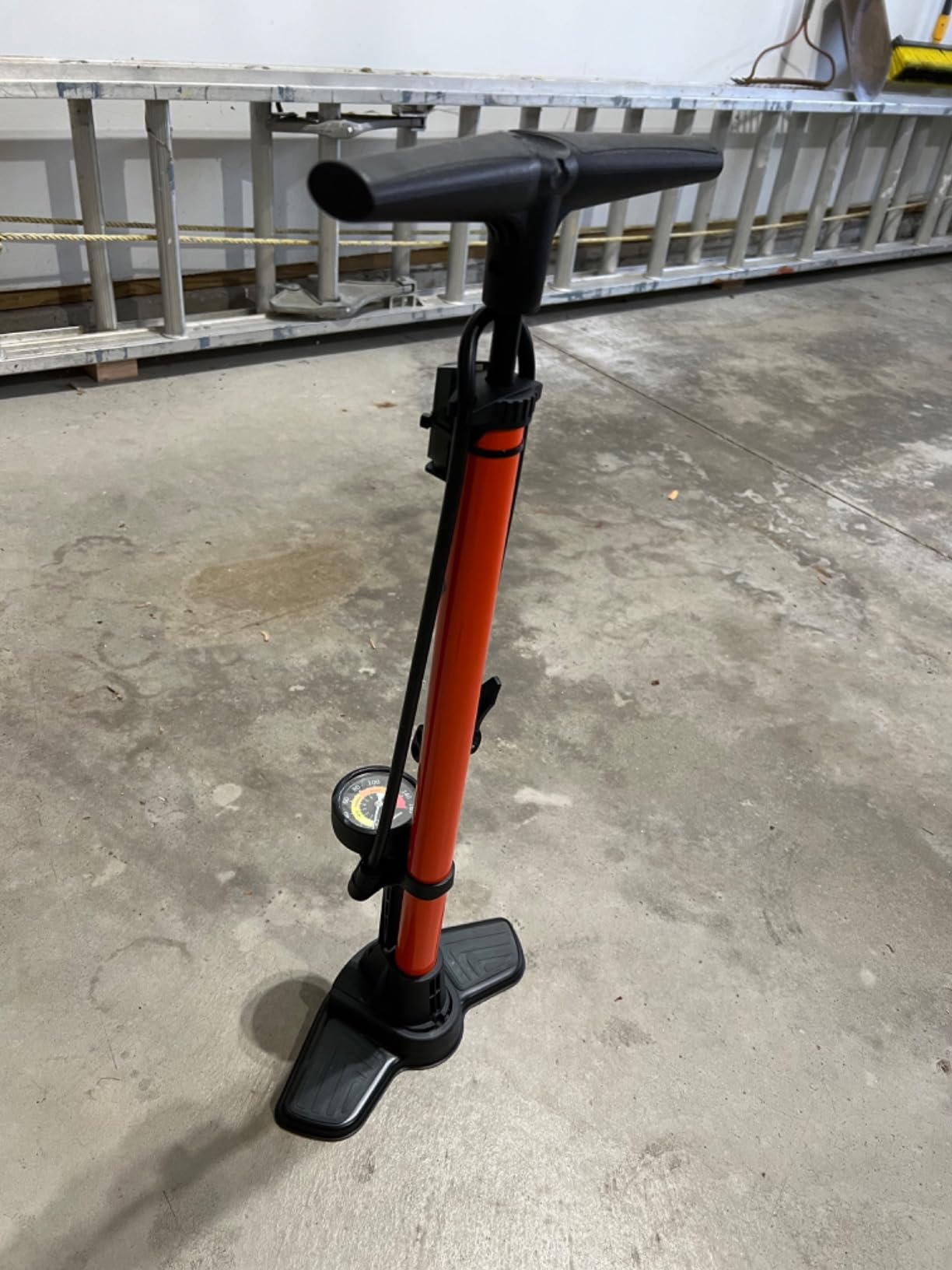 TOOLITIN Floor Bike Pump with Gauge,High Pressure,Bicycle Pump Compatible with Presta and Schrader Valve,Bike Tire Pump for Road Bike,MTB,Hybrid,Balls customer photo 2
