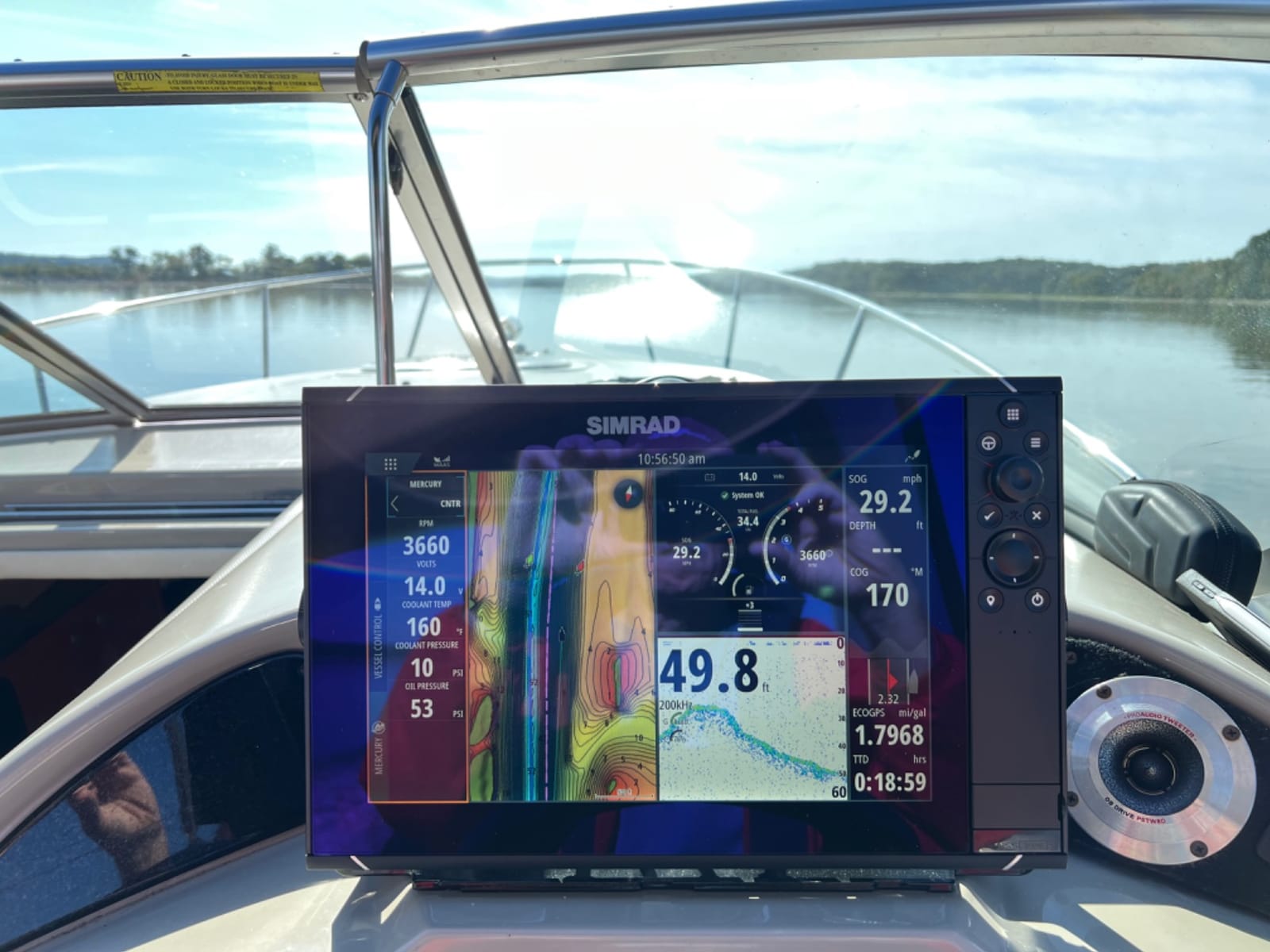 Simrad NSS12 Evo3S - 12-inch Multifunction Fish Finder Chartplotter with Preloaded C-MAP US Enhanced Charts customer photo 1
