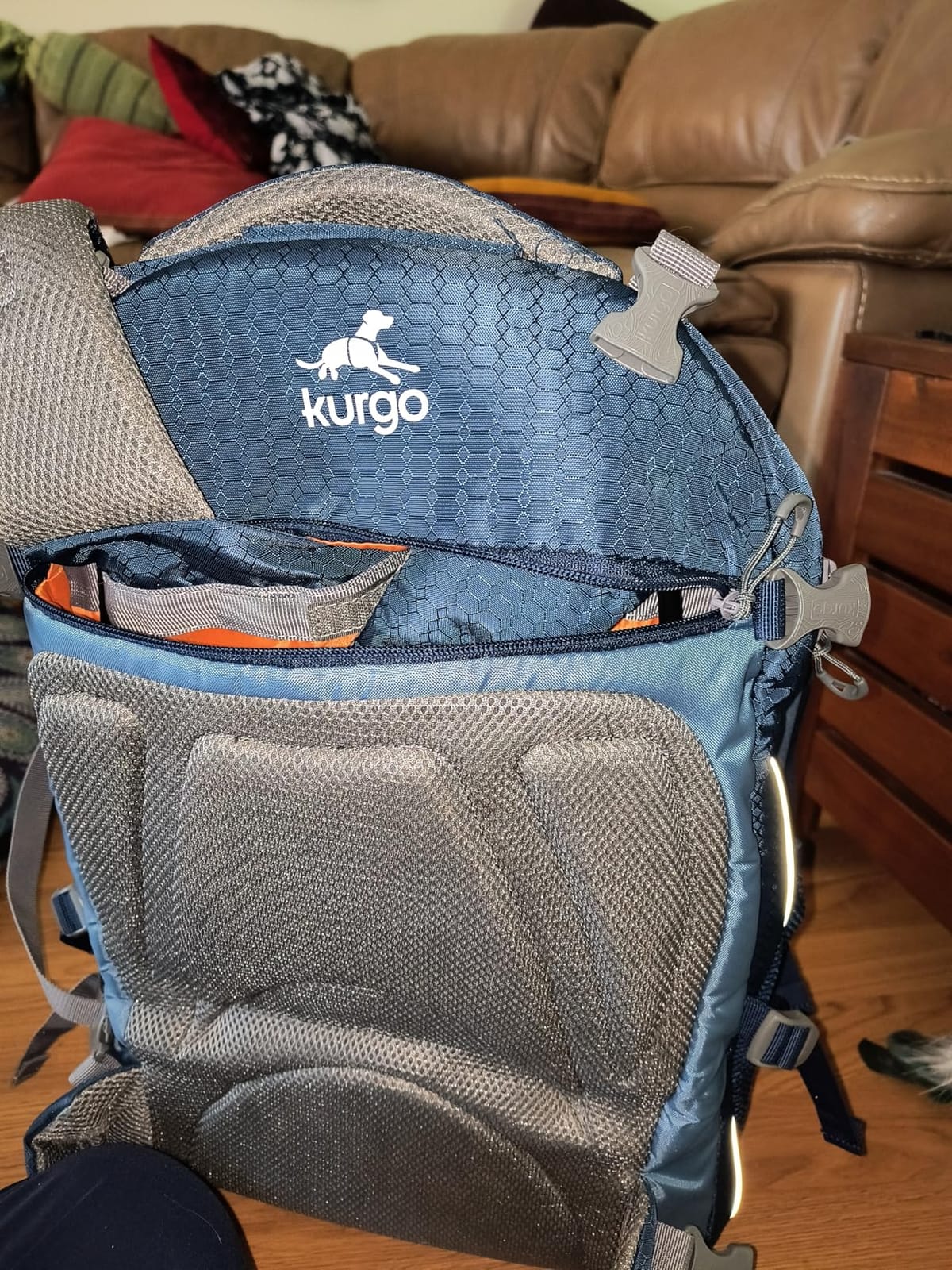 Kurgo G-Train Pet Carrier Backpack, Chili Red customer photo 1
