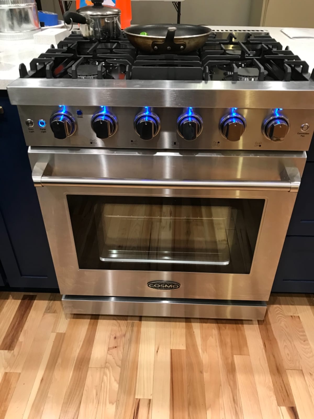 30 in. Haven Coll 4.8 cu ft 5 Burner Gas Range, Convection, Stainless Steel | Cosmo COS-EPGR304 Convection Oven, Knob LED Indicators, Mirror Finished Knobs, Storage Drawer, Liquid Propane Convertible customer photo 1