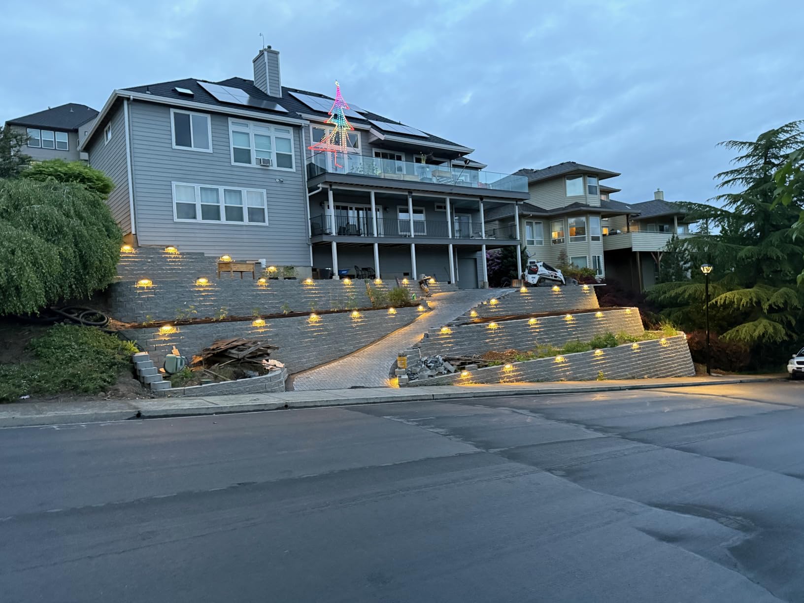 LEONLITE 8-Pack 7 Inch LED Hardscape Lighting, 3W/4W/5W, 2700K Soft White customer photo 2