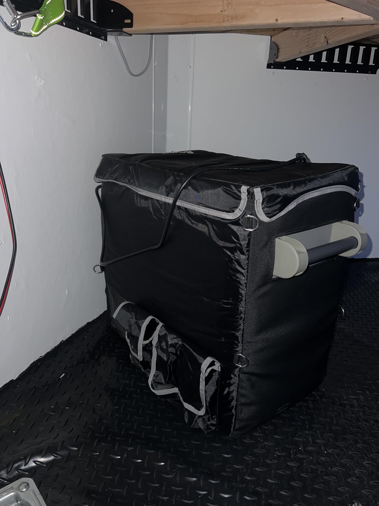 BougeRV 53 Quart Insulated Protective Cover, 12 Volt Portable Refrigerator Cover, Car Freezer Cover (Refrigerator NOT Included) customer photo 2