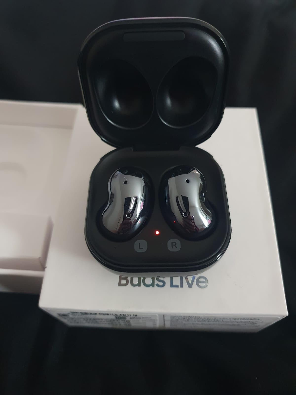 Samsung Galaxy Buds-Live Active Noise-Cancelling Wireless Bluetooth 5.0 Earbuds (Mystic Black) customer photo 1