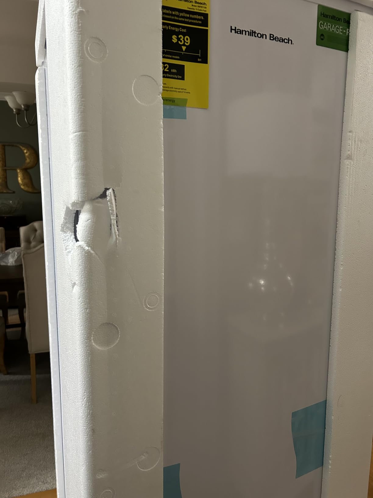 Hamilton Beach HBFRF1100, 11 cu ft, Upright Freezer, White customer photo 2