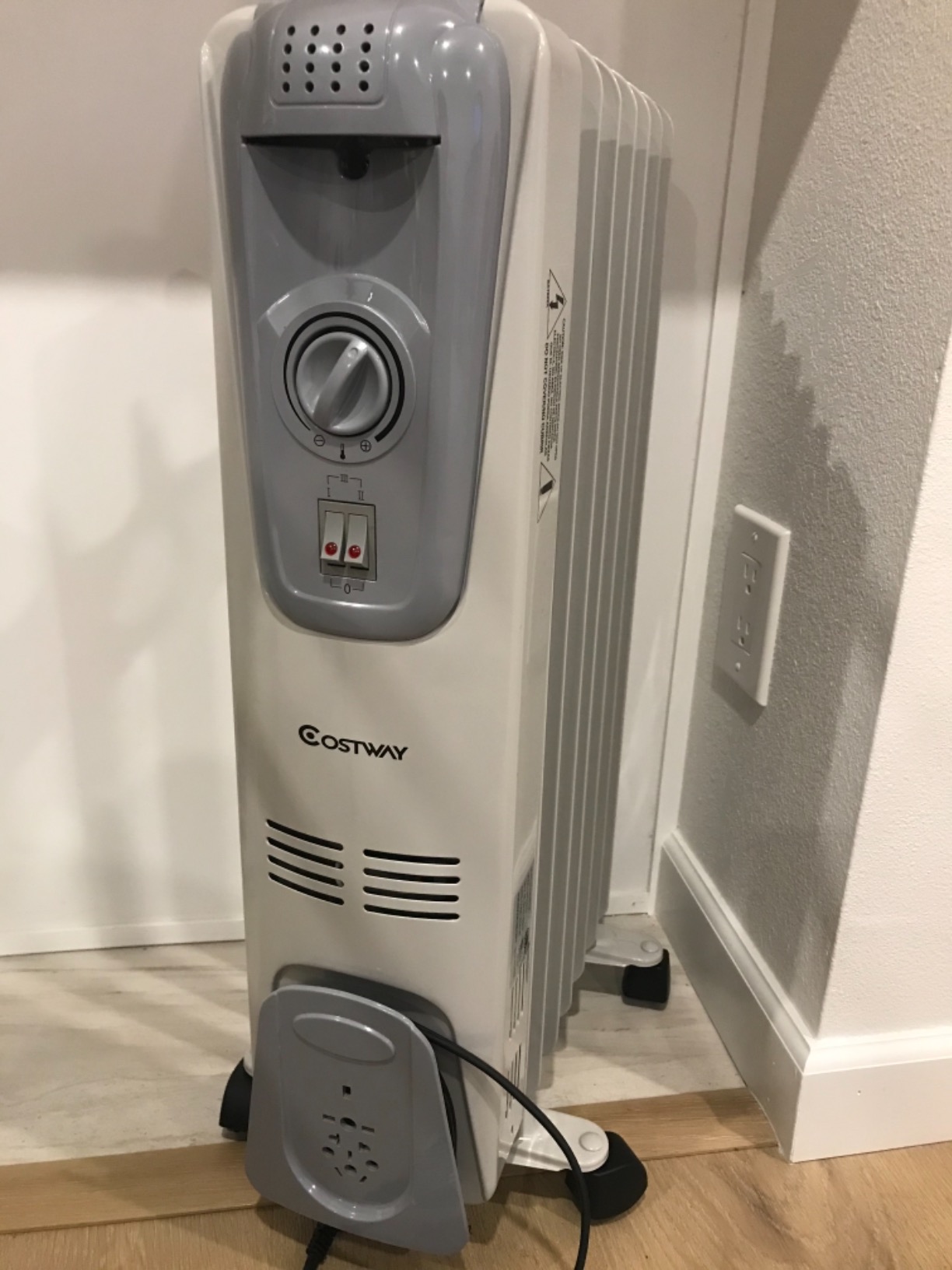 Tangkula Oil Filled Radiator Heater, 1500W Portable Space Heater Radiator with Adjustable Thermostat, 3 Heat Settings, Overheat & Tip-Over Protection, Electric Radiant Heater for Indoor use customer photo 2