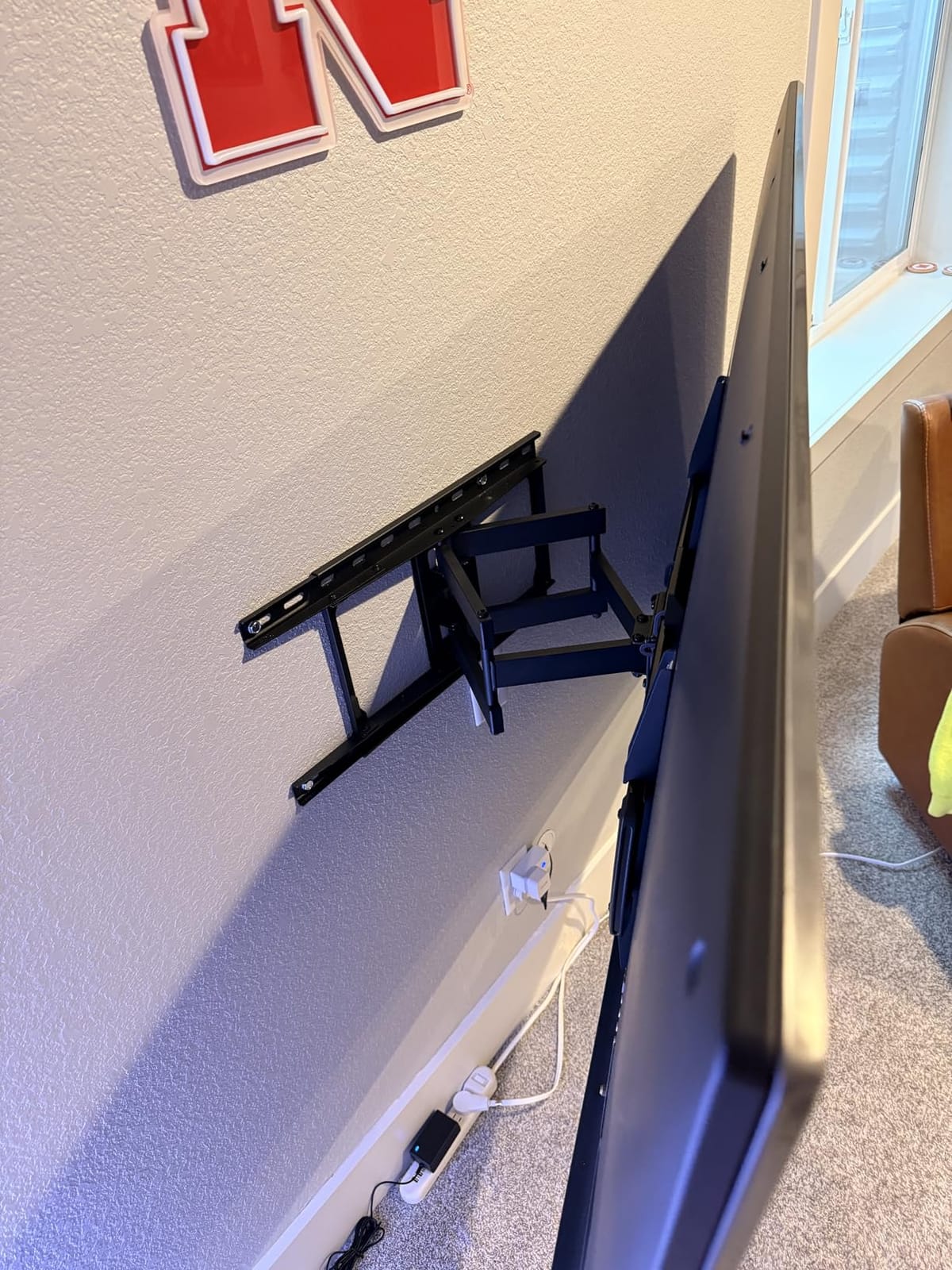 Mounting Dream Full Motion TV Wall Mount for 42-90 Inch TV up to 100lbs | TV Bracket with Swivel and Tilt, Articulating Dual Arms, Fits 16inch Studs, Max VESA 600X400 mm, MD2617 customer photo 2