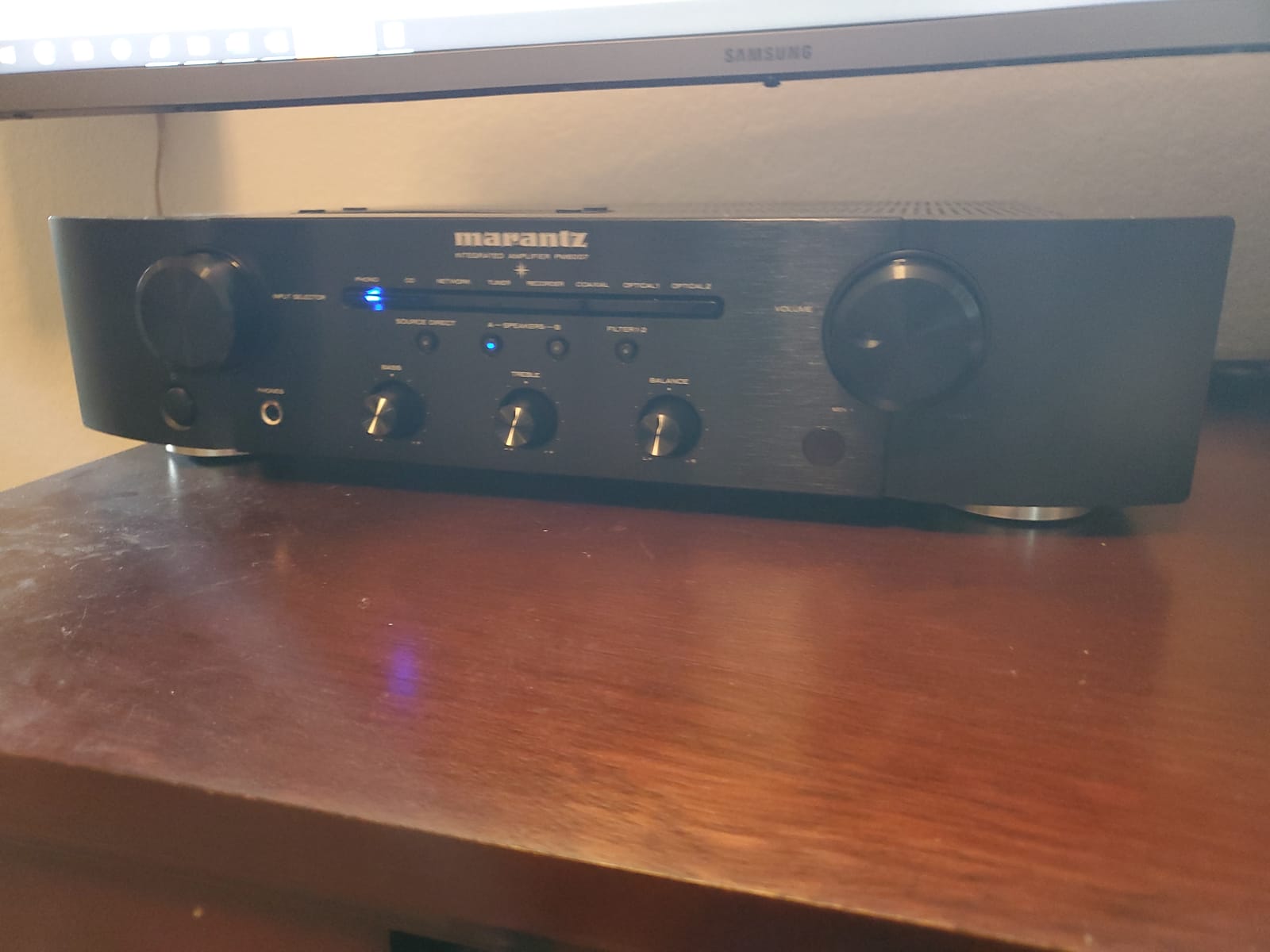 Marantz Slimline Integrated Stereo Amplifier with 45W customer photo 1