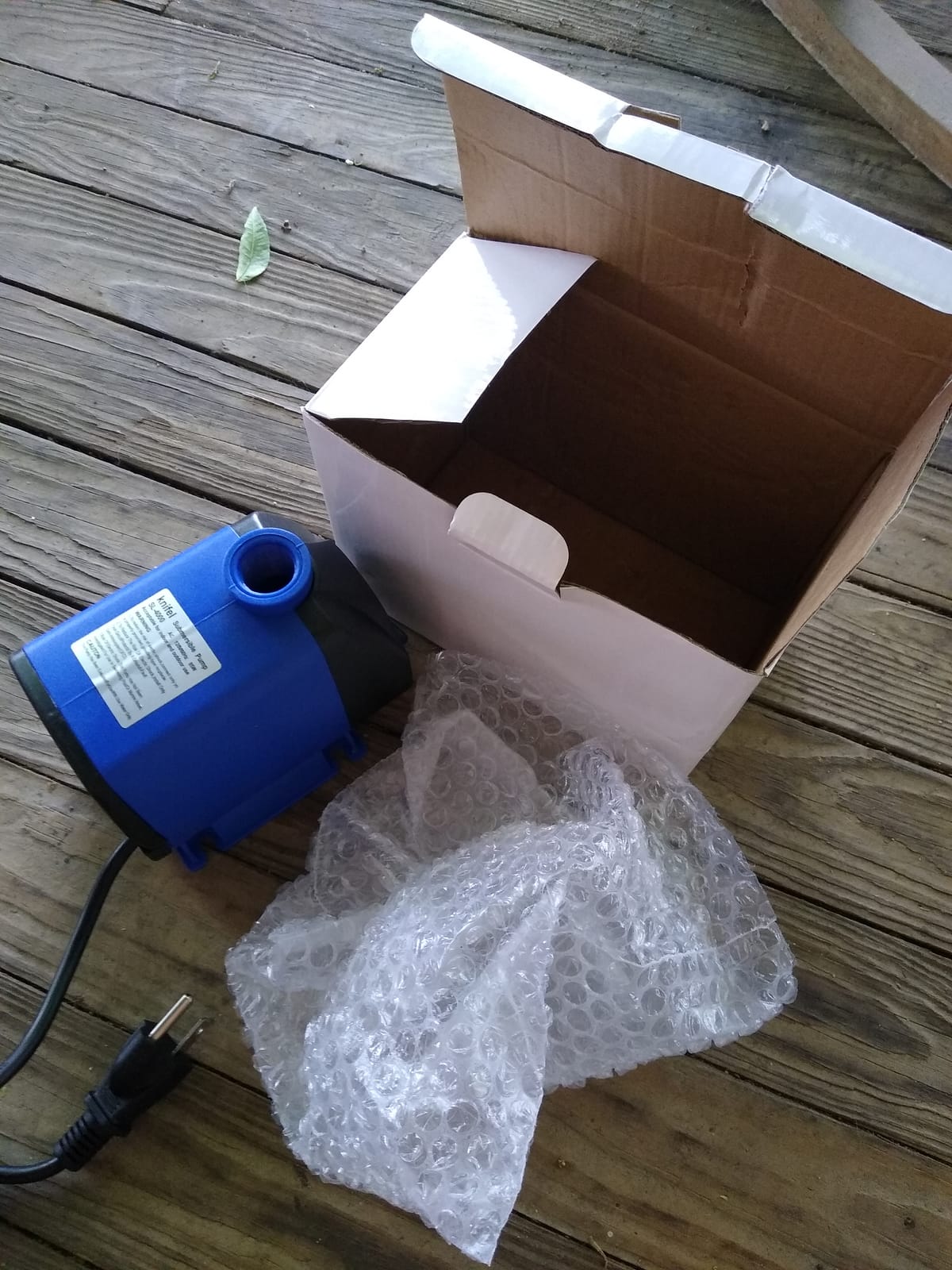 Knifel Submersible Water Pump 1056GPH Pond Pump for Fountains customer photo 1