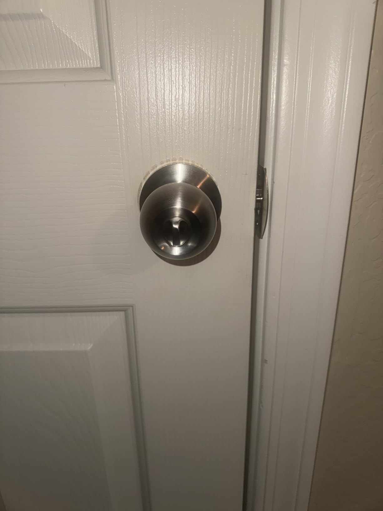 BESTTEN Keyed Entry Door Knob with Lock, Heavy Duty Interior and Exterior Door Lock, Standard Ball, Satin Nickel customer photo 2