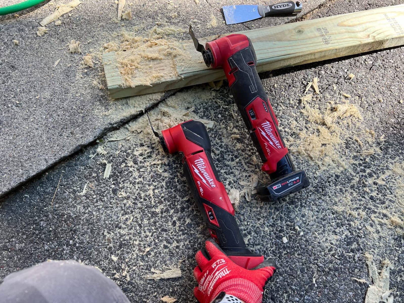 2526-20 M12 Brushless 12-Volt Lithium-Ion Cordless Oscillating Multi-Tool (Tool-Only) customer photo 1