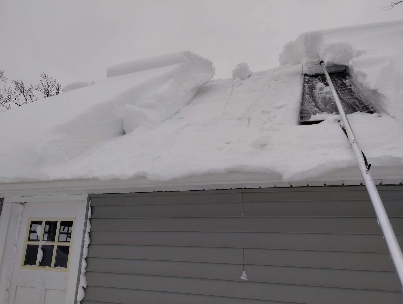 ROOF-RAZOR Roof Rake for Snow Removal | Safe-FAST-Easy Rooftop Tool | 25ft Handle | Wide 24in Cutting Head | Rugged Anti-Rip Snow Slide | MinnSNOWta Snow Rakes for House customer photo 2