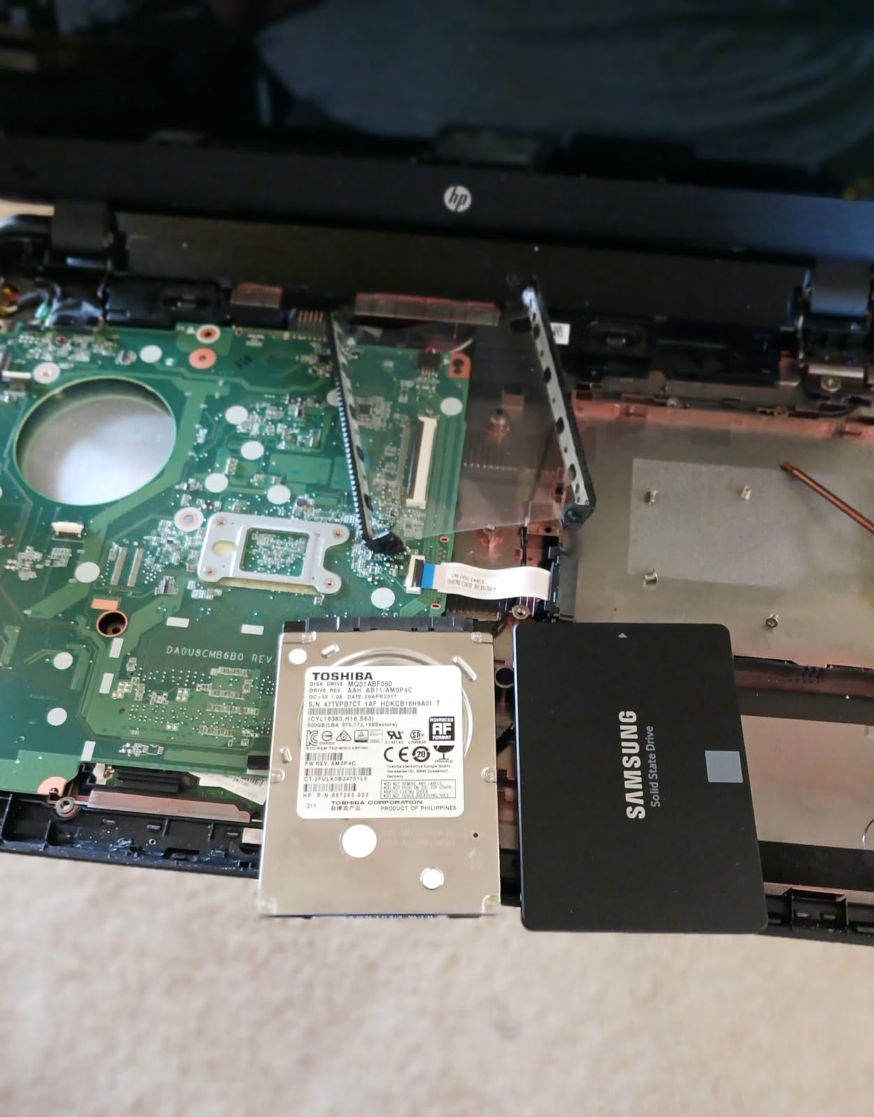 SAMSUNG 870 EVO 4TB 2.5 Inch SATA III Internal SSD (MZ-77E4T0B/AM) , Black customer photo 1