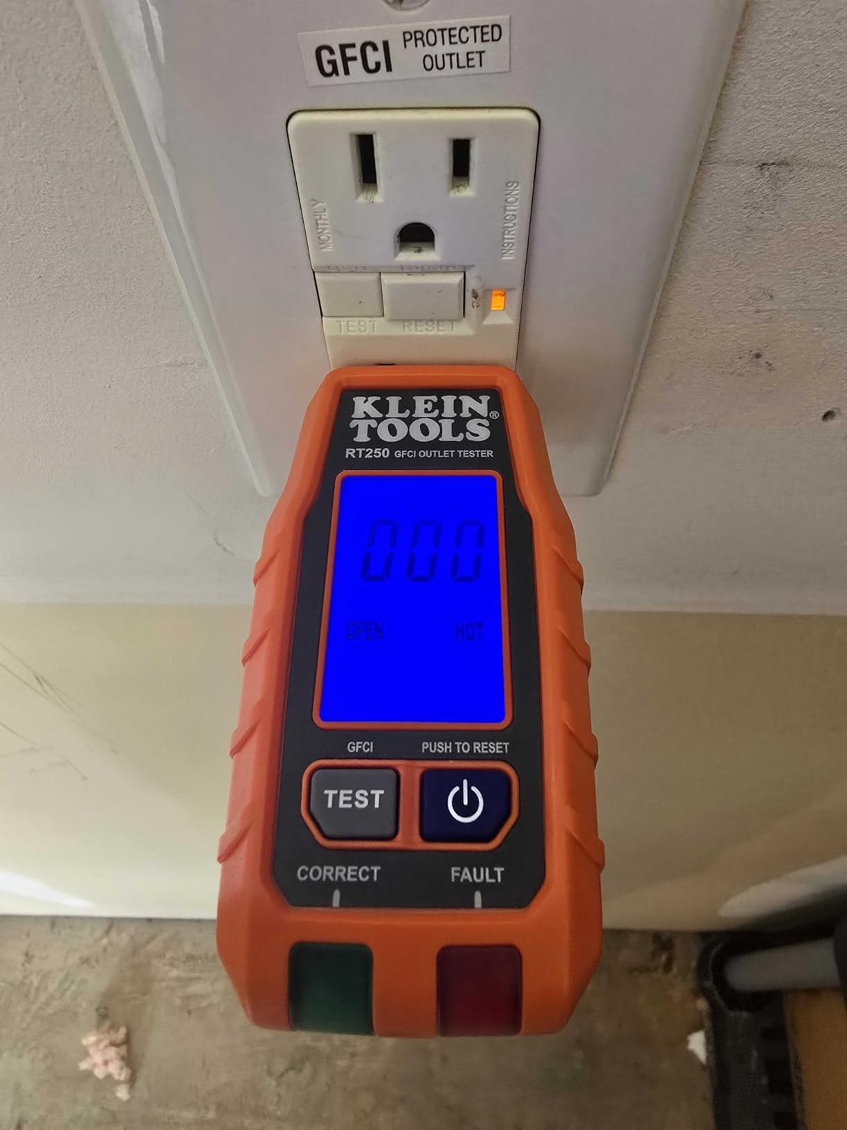 Klein Tools RT250 GFCI Outlet Tester with LCD Display, Electric Voltage Tester for Standard 3-Wire 120V Electrical Receptacles customer photo 2