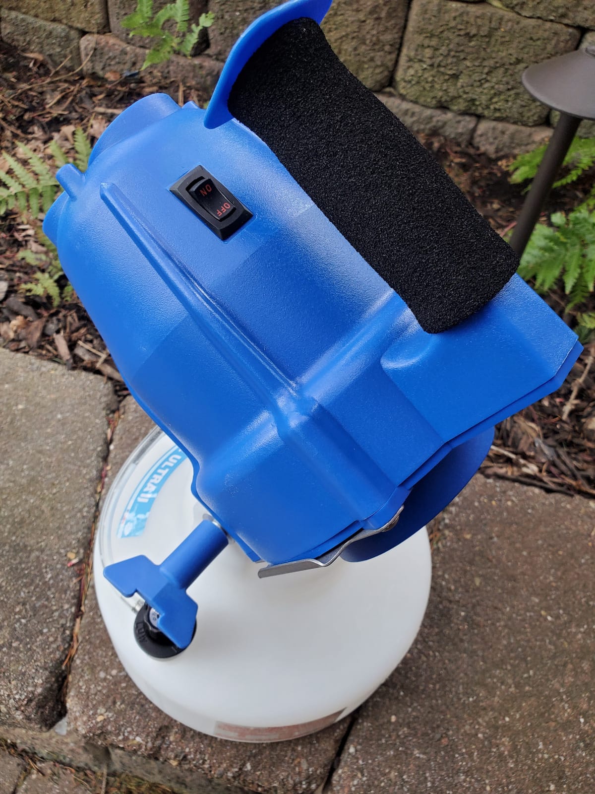 Hurricane Ultra II Corded ULV Hand Carry 1-Gallon Fogger Adjustable Particle Size 10-50 Microns customer photo 2