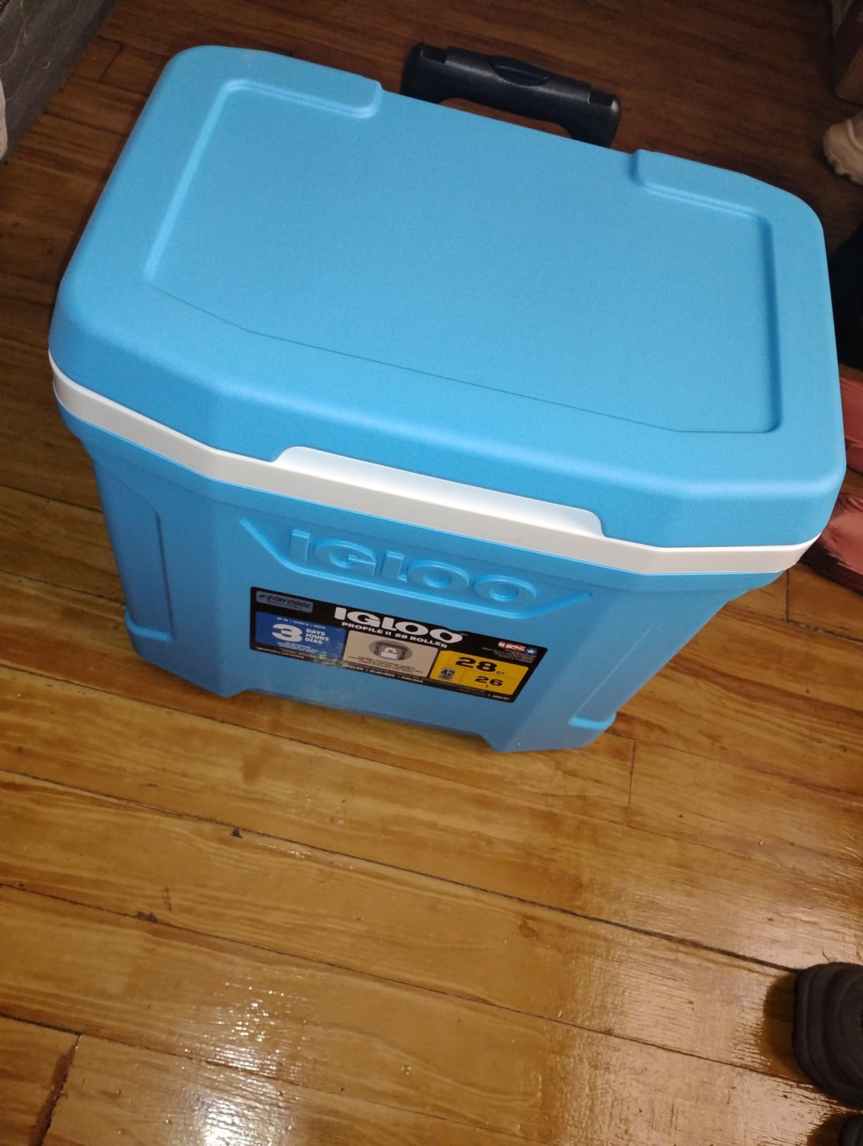 Igloo Hard Coolers | Profile II Series | Insulated Ice Chests | Roller Cooler with Wheels customer photo 2