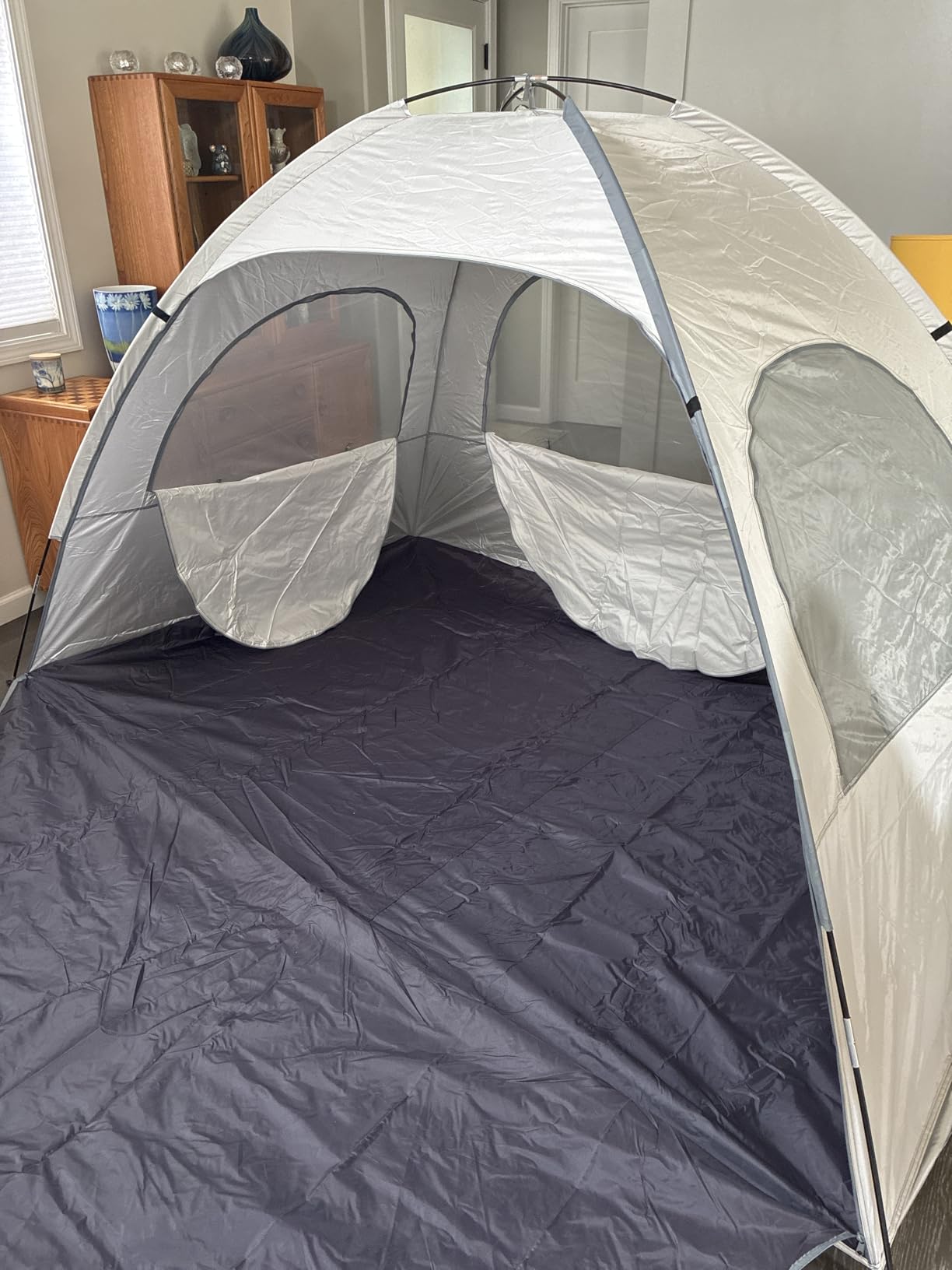 WhiteFang Beach Tent Anti-UV Portable Sun Shade Shelter for 3/4/6/8 Person, Extendable Floor with 3 Ventilating Mesh Windows Plus Carrying Bag, Stakes and Guy Lines customer photo 1