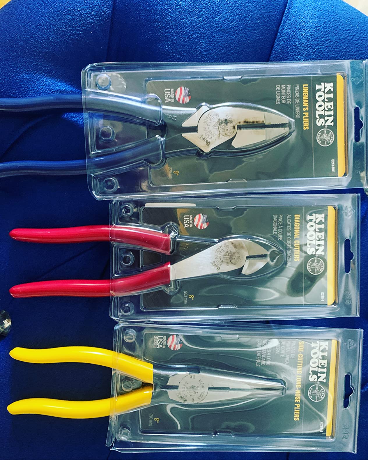 Klein Tools 80020 Plier Set, Made in USA, Lineman's Pliers, Diagonal Cutters, and Needle Nose, Induction Hardened Knives, 3-Piece customer photo 2