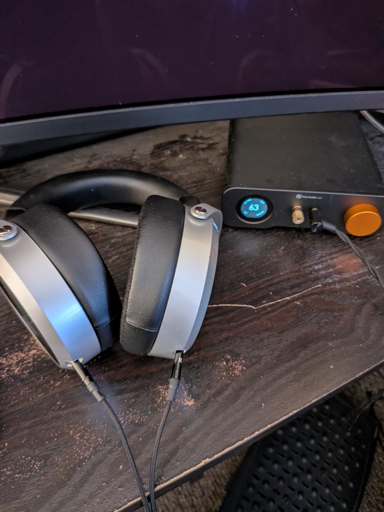 HIFIMAN HE400SE Stealth Magnets Version Over-Ear Open-Back Full-Size Planar Magnetic Wired Headphones for Audiophiles/Studio, Great-Sounding, Stereo, High Sensitivity, Comfortable, Sliver customer photo 1
