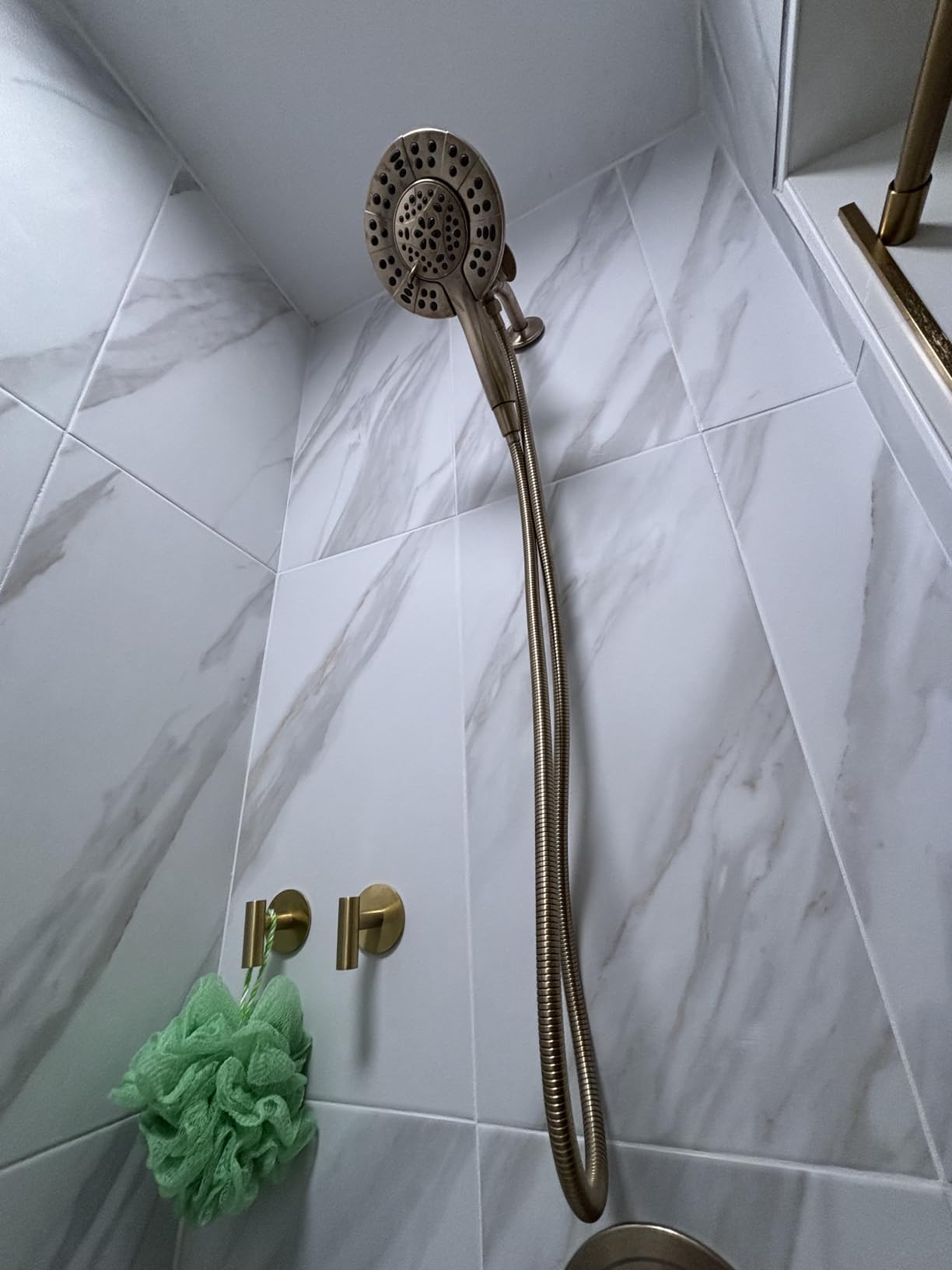 Delta Arvo 14 Series Matte Black Shower Faucet Set with In2ition 2-in-1 Dual Shower Head with HandHeld Spray Combo, Valve Trim Kit, Matte Black 142840-BL-I (Valve Included) customer photo 1
