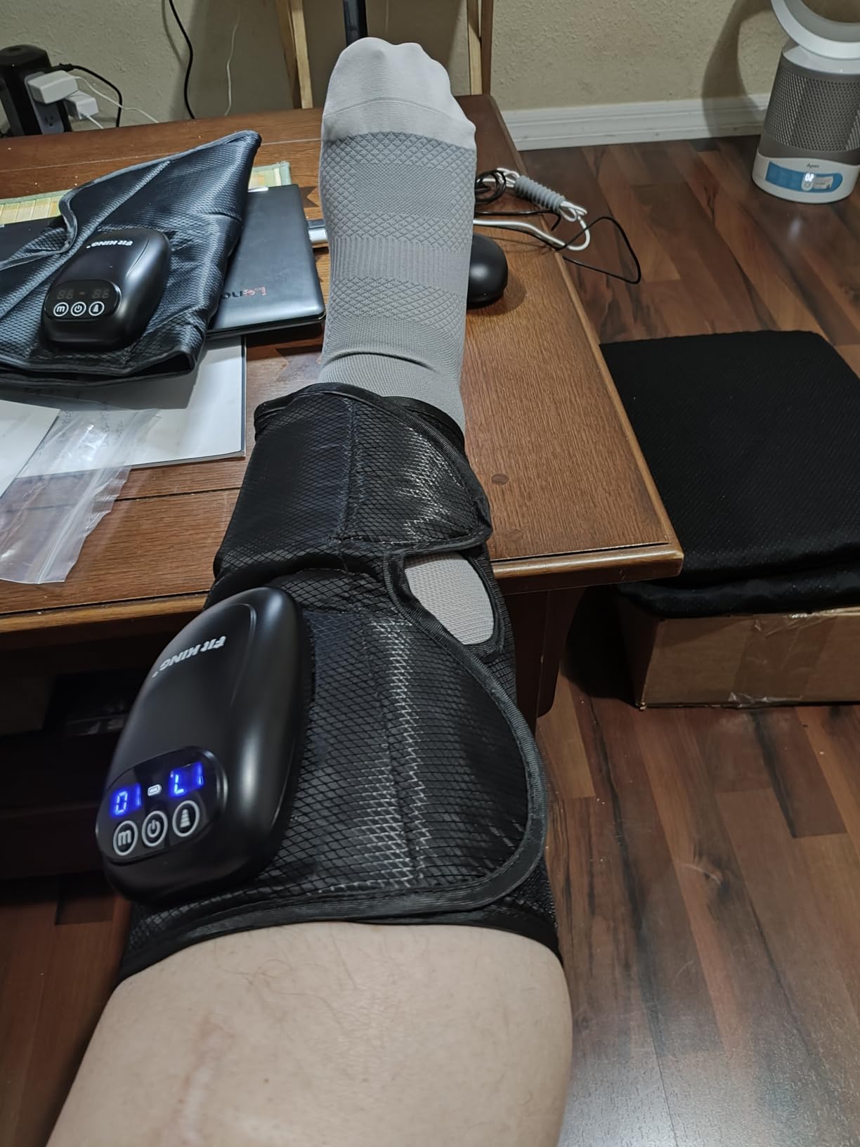 FIT KING Upgraded Cordless Calf Massager for Circulation, Rechargeable Leg Compression Massager for Pain Relief, Relax, Edema & Muscle Recovery, 3 Modes Intensities, Gift for Mom Dad, Athlete customer photo 1