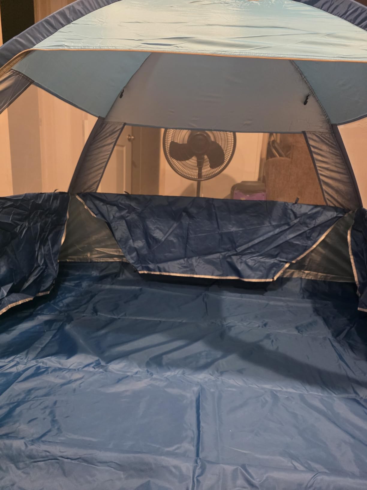 COMMOUDS Beach Tent Sun Shelter for 3/4/6/8 Person, UPF 50+ UV Protection Beach Shade Canopy Tent, Lightweight, Easy Set Up and Carry customer photo 1