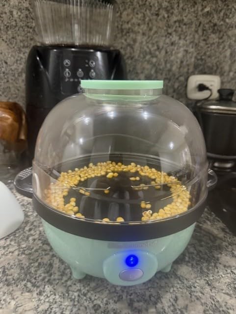 Elite Gourmet EPM330R Stirring Ceramic Nonstick 12 Cup Popcorn Maker, Red customer photo 2
