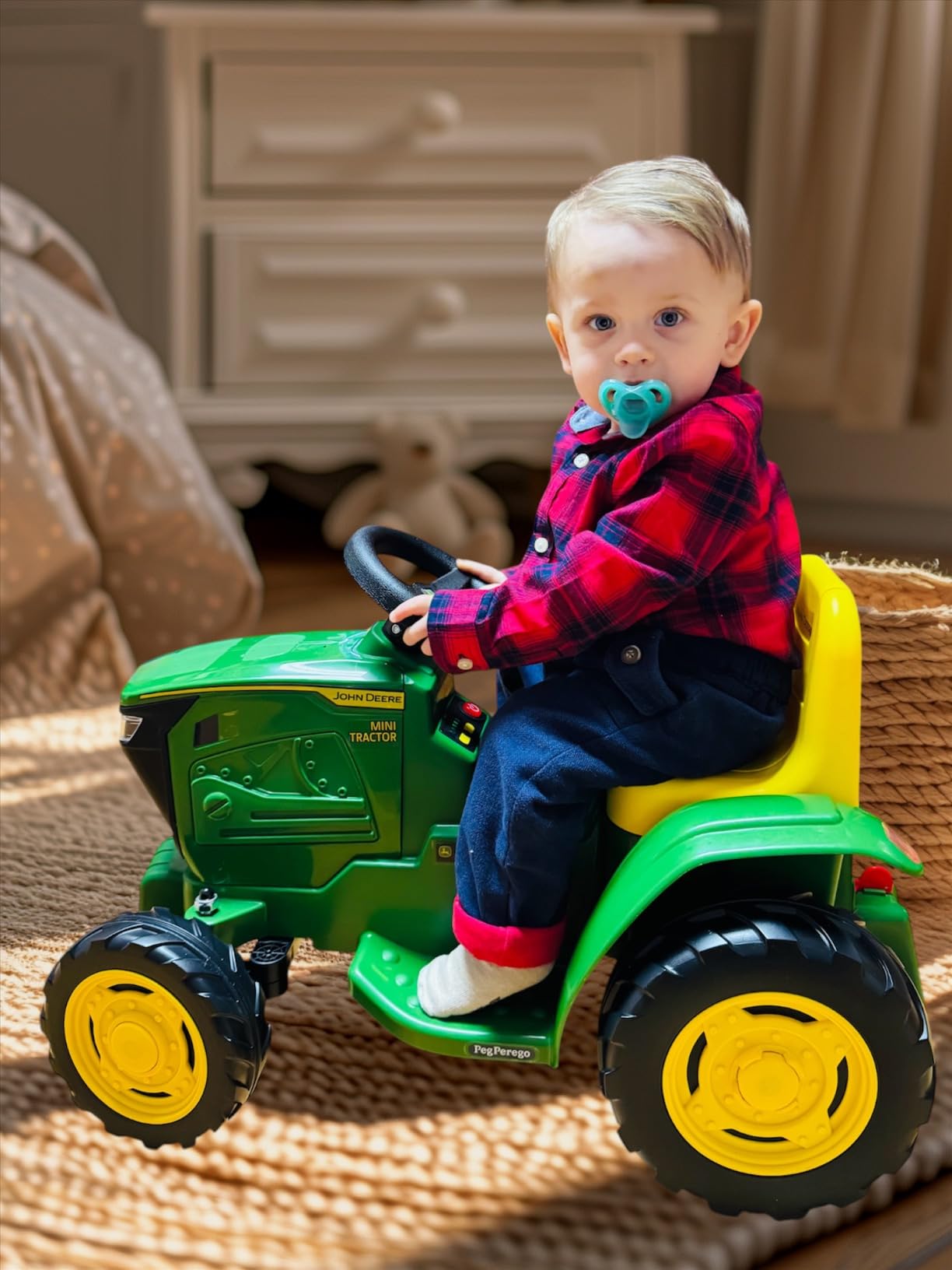 Peg Perego John Deere Mini Tractor 6V Ride on Tractor with Working Lights and Sounds, for Kids 1.5-3 Years customer photo 2