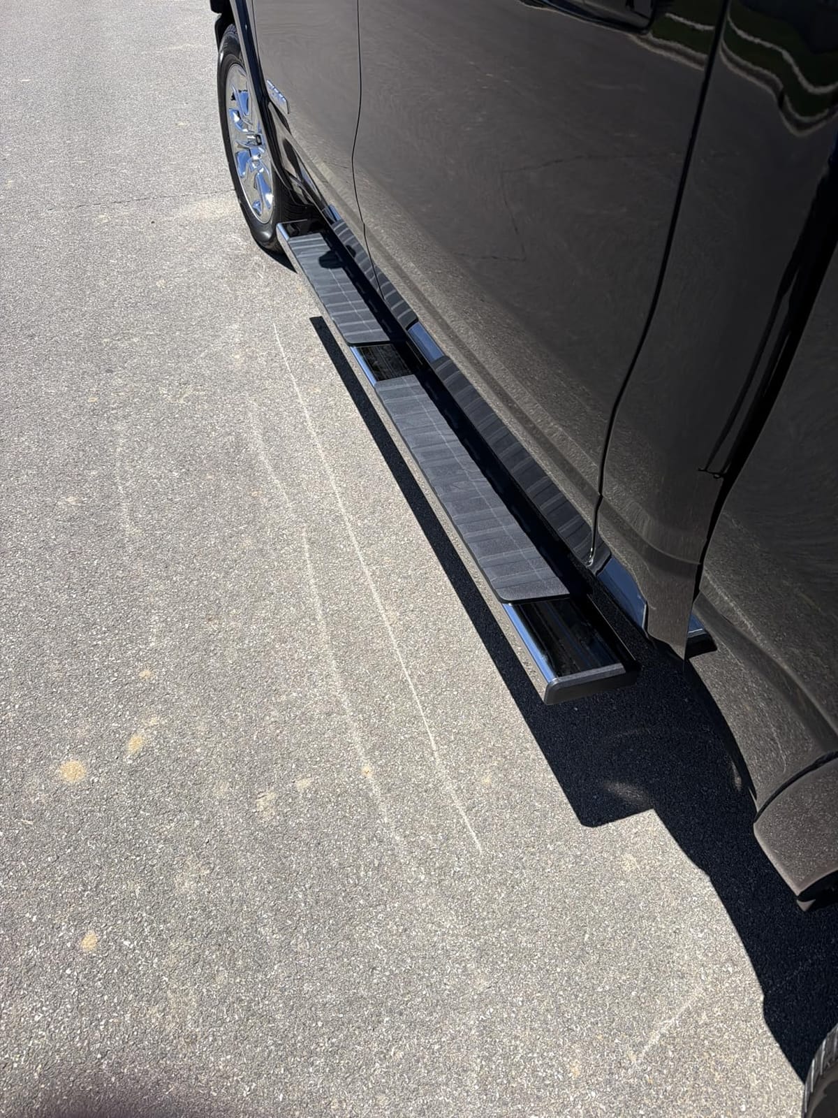 COMNOVA 6 Inches Running Boards for 2019-2026 Dodge Ram 1500 Crew Cab New Body Style (Excl. Ram 2500/3500/Classic), Stainless Steel Side Steps, Truck Step Bars Nerf Bars. customer photo 2