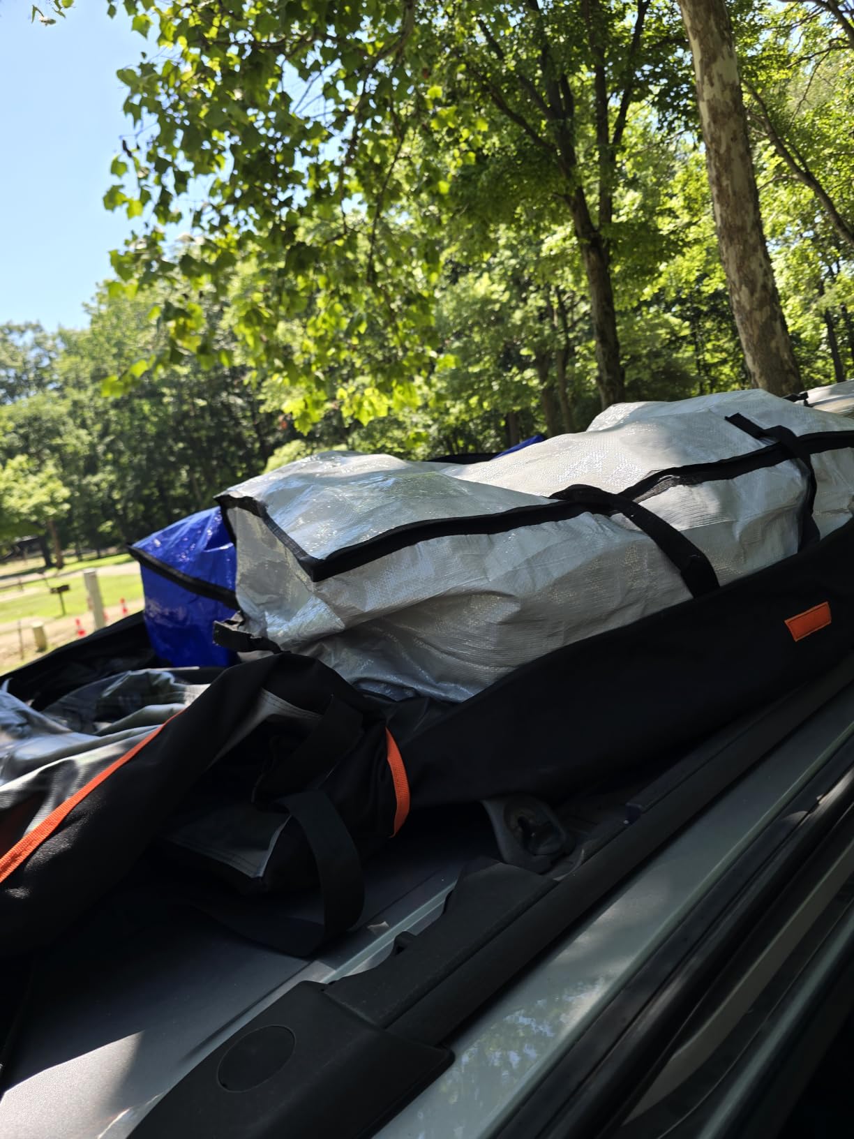 RoofPax 23 cft. Extra Waterproof Rooftop Cargo Carrier Bag, Double Weatherproof Zippers,10 Heavy-Duty Tie-Down Straps fit Cars with/Without a Rack or Side Rails, Safety Hooks Included customer photo 1
