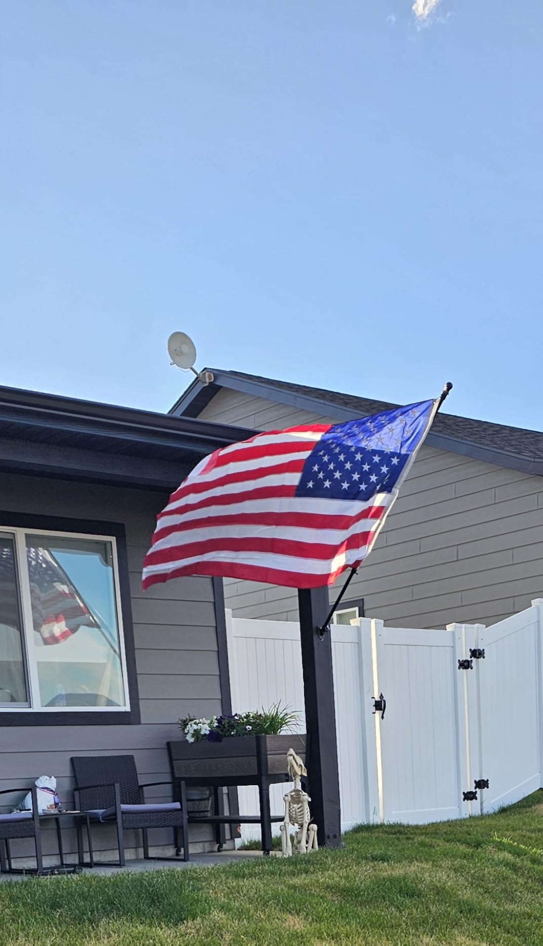 American Flag with Pole - Includes 5ft Heavy Duty Flag Pole Holder for Outside House,3x5 Embroidered US Flag and Wall Mount Bracket,Tangle Free Flagpoles Kit for Porch,Garage,Outdoor customer photo 2